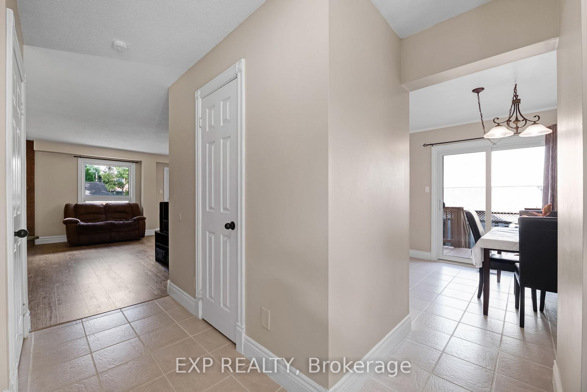 Photo 6 of 70 Natanya Boulevard, Georgina, Keswick North — HOMEH