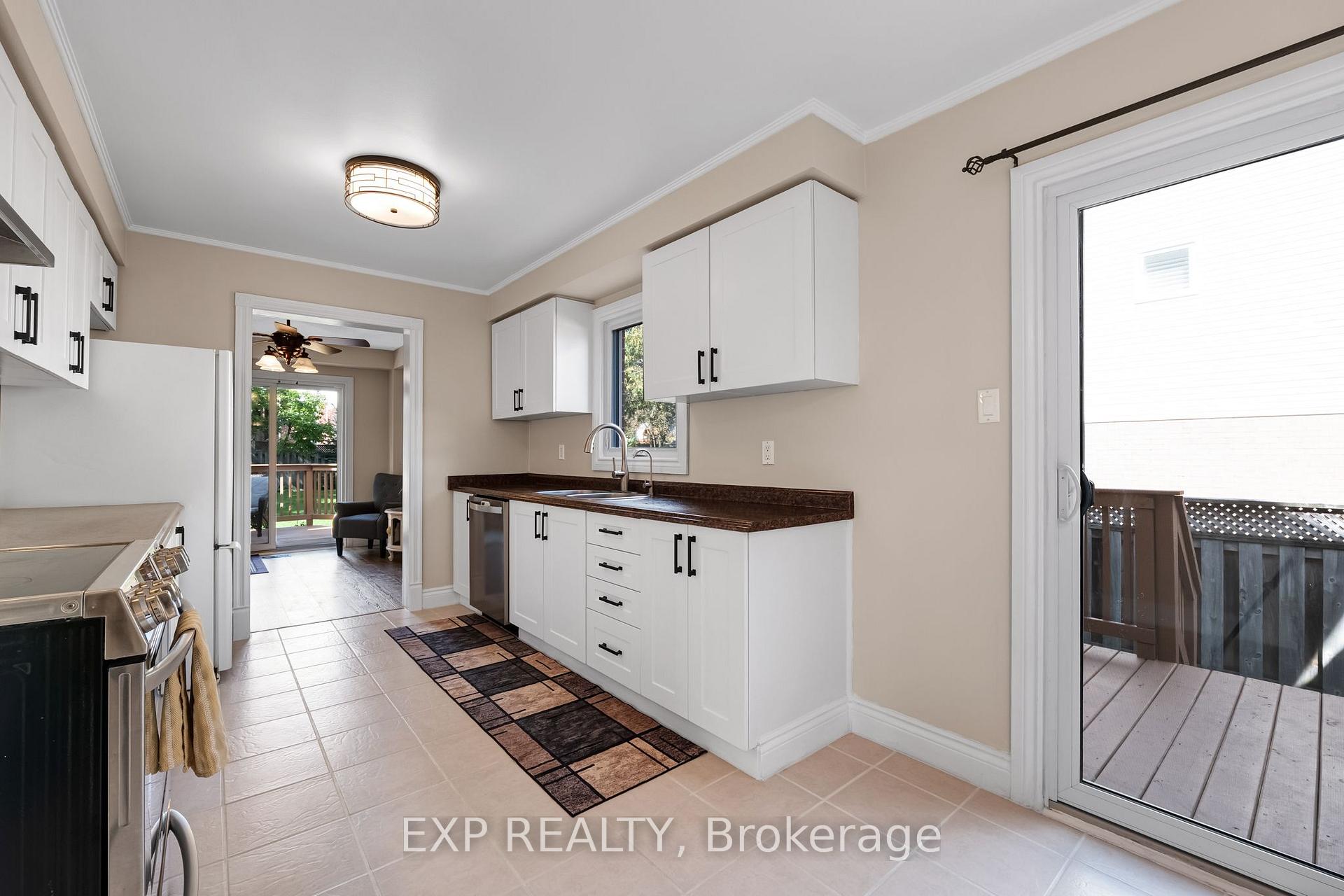 Photo 7 of 70 Natanya Boulevard, Georgina, Keswick North — HOMEH