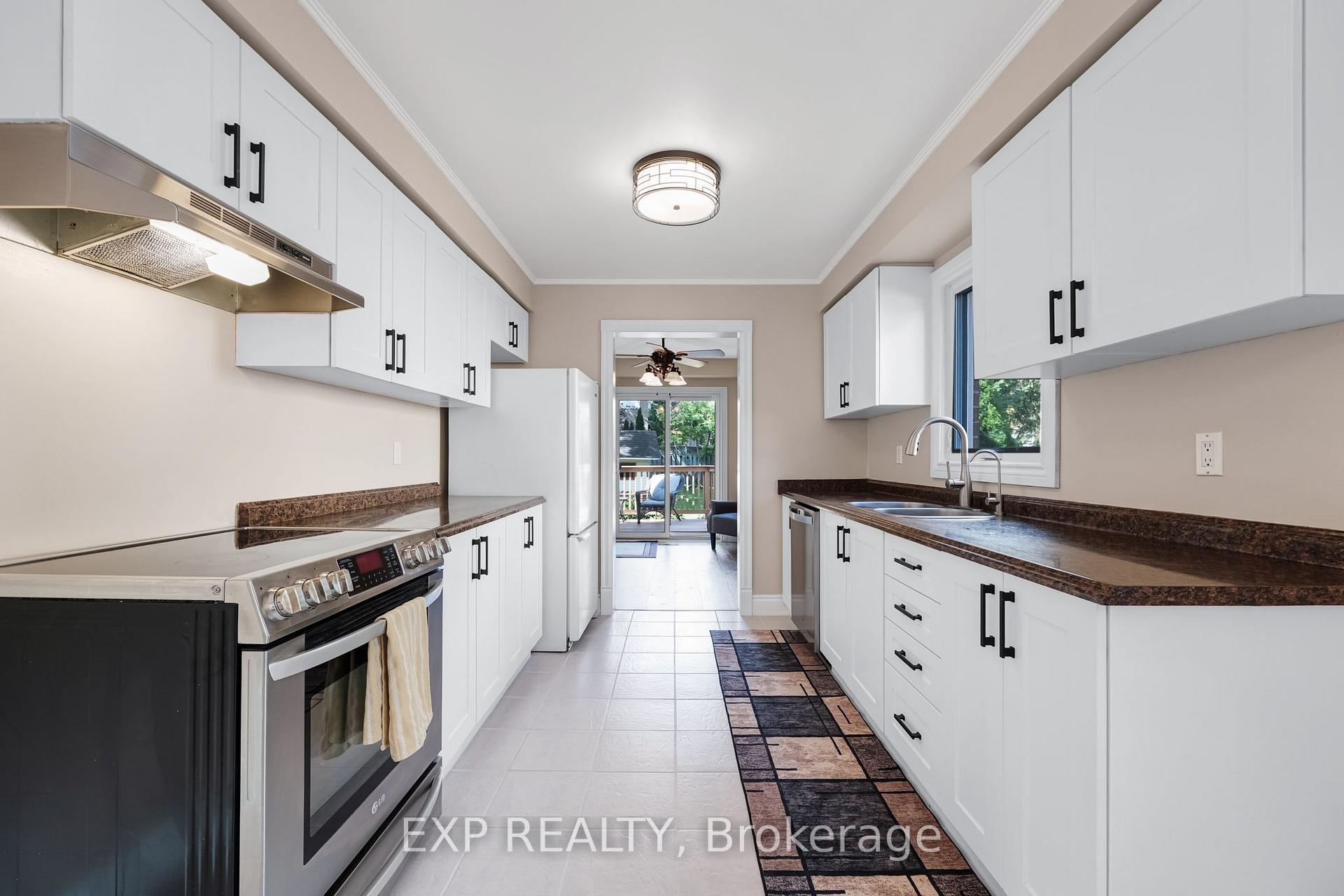Photo 9 of 70 Natanya Boulevard, Georgina, Keswick North — HOMEH