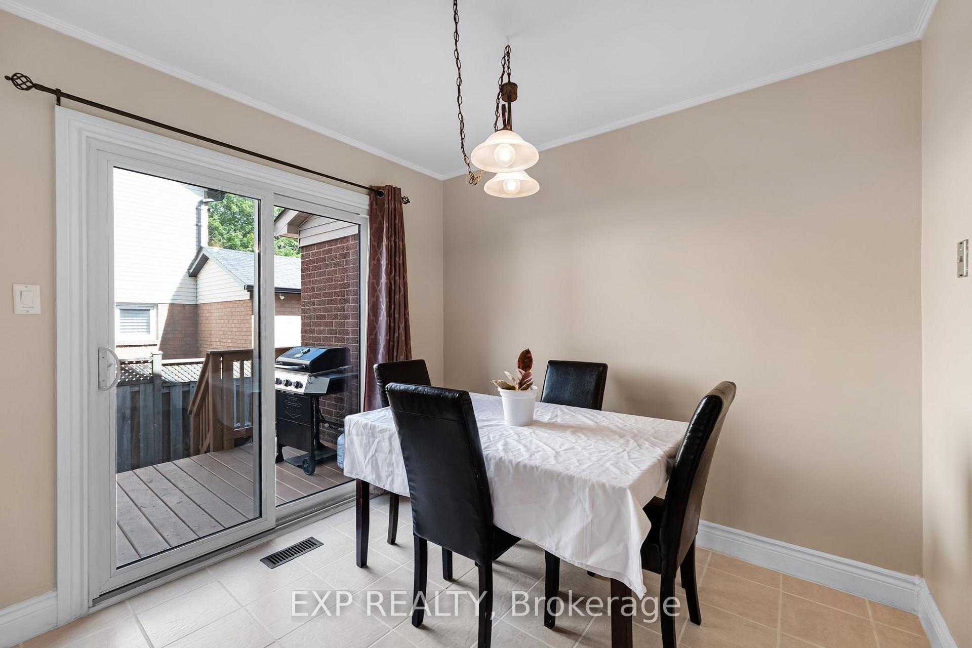 Photo 13 of 70 Natanya Boulevard, Georgina, Keswick North — HOMEH