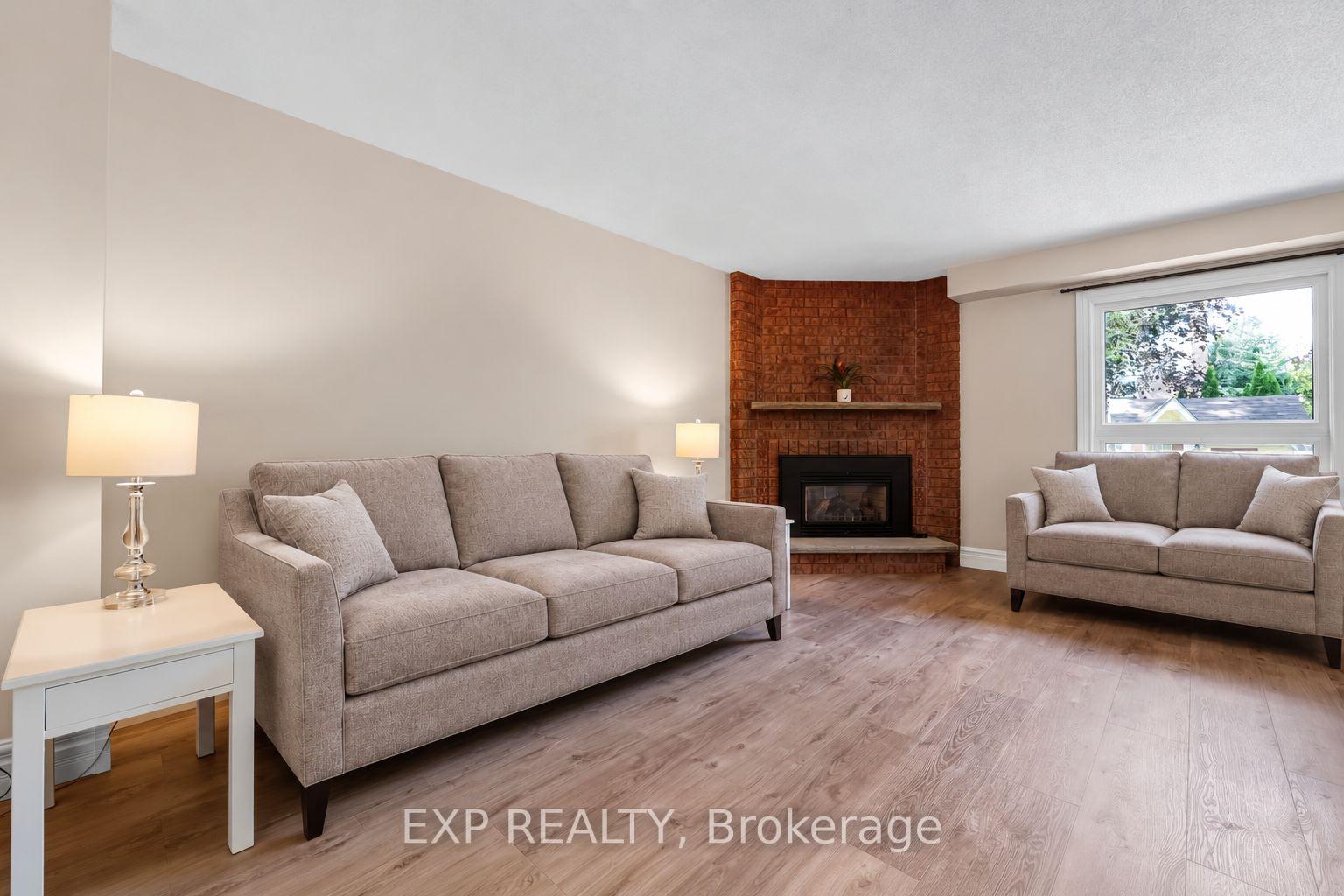 Photo 15 of 70 Natanya Boulevard, Georgina, Keswick North — HOMEH