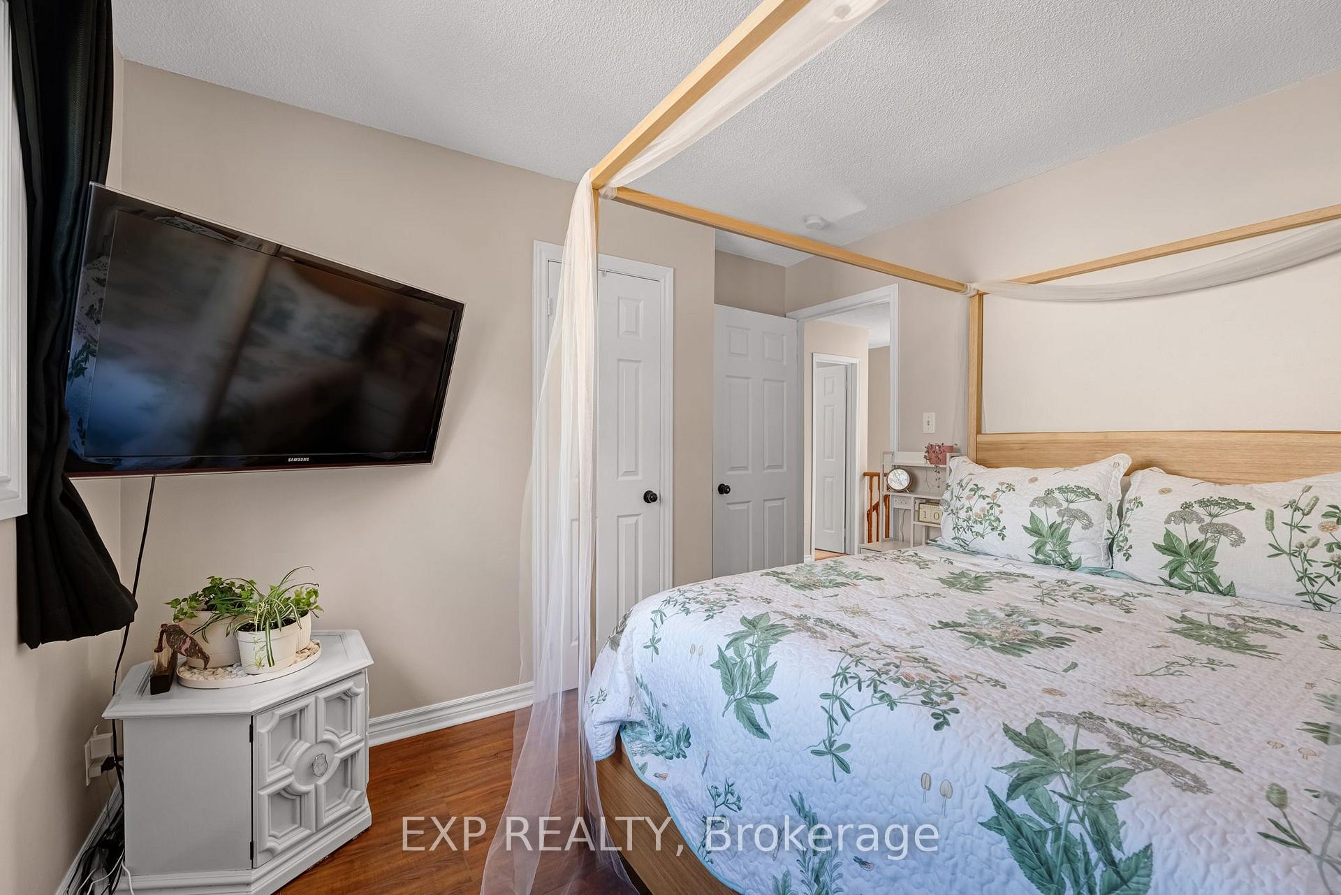 Photo 33 of 70 Natanya Boulevard, Georgina, Keswick North — HOMEH