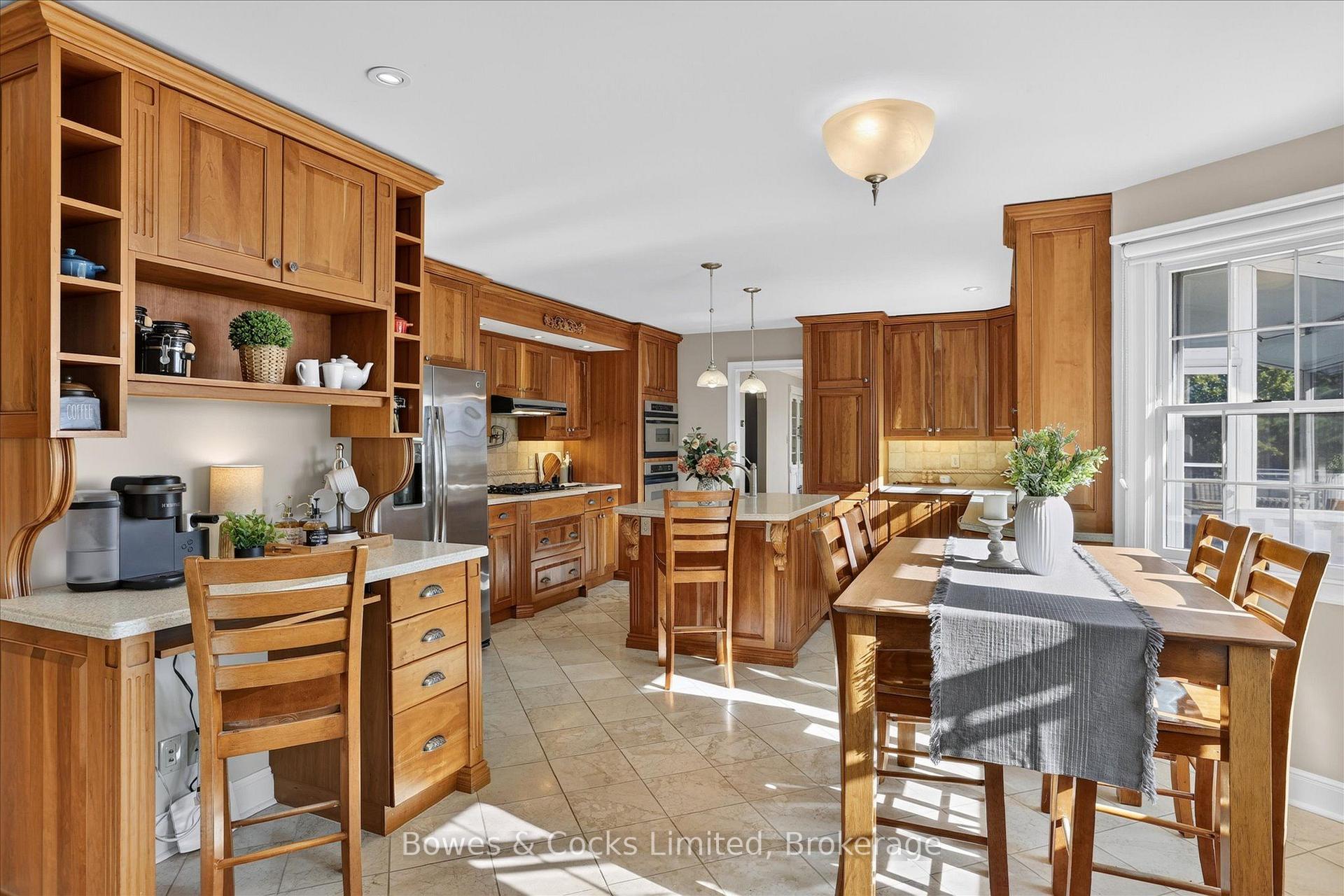 Photo 16 of 1562 Champlain Drive, Peterborough, Northcrest Ward 5 — HOMEH