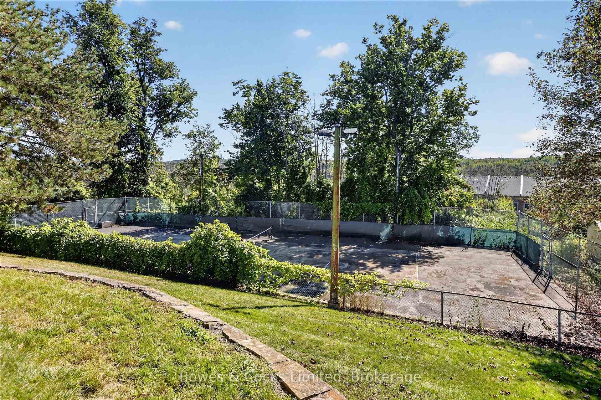 Photo 47 of 1562 Champlain Drive, Peterborough, Northcrest Ward 5 — HOMEH
