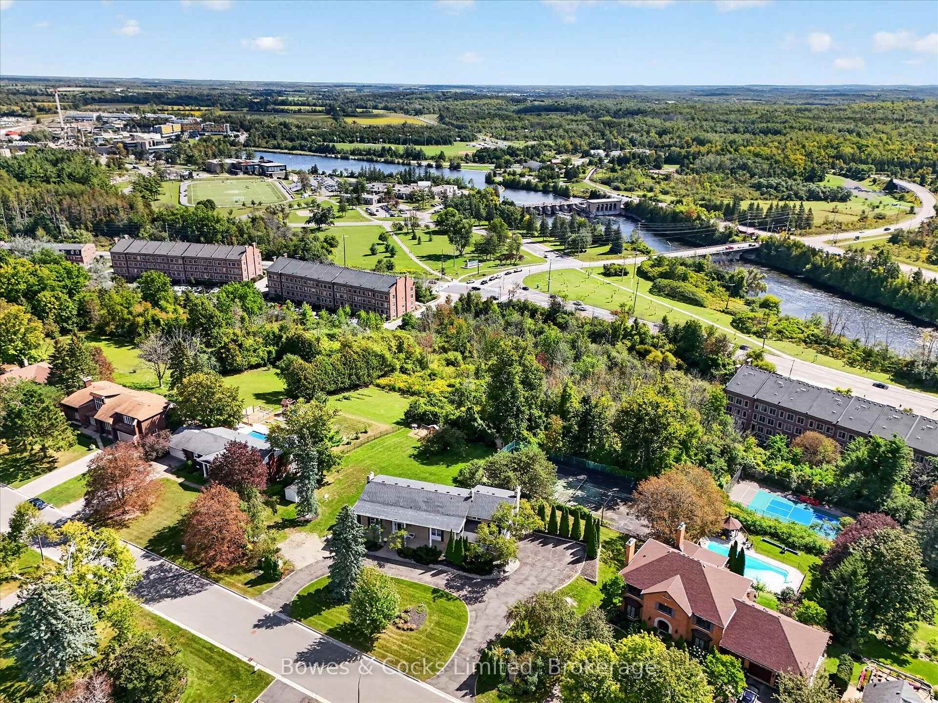 Photo 49 of 1562 Champlain Drive, Peterborough, Northcrest Ward 5 — HOMEH