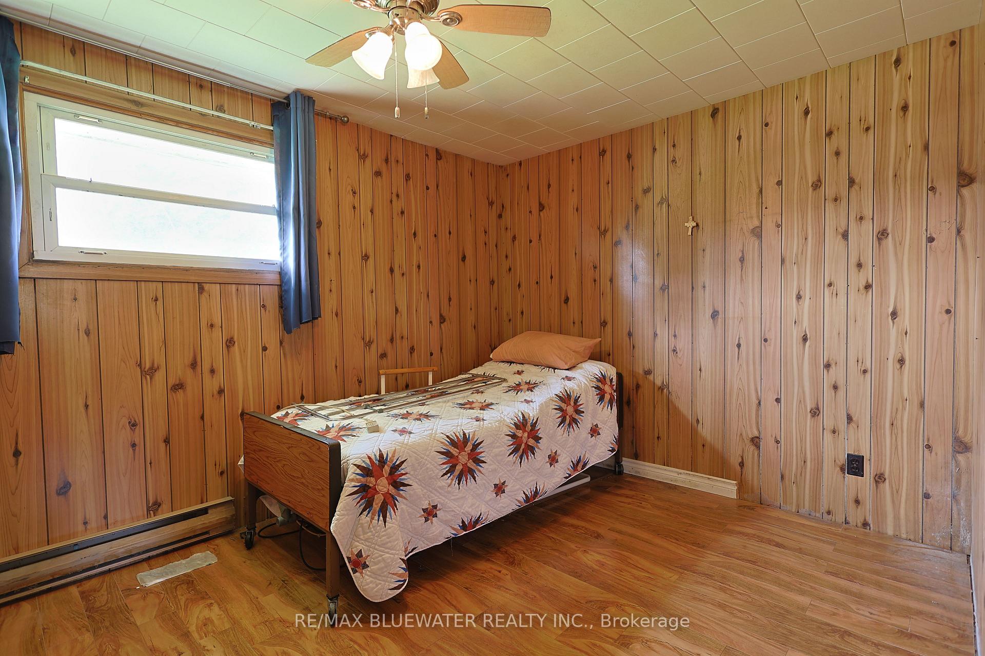 Photo 16 of 194 West Park Drive, North Middlesex, Parkhill — HOMEH