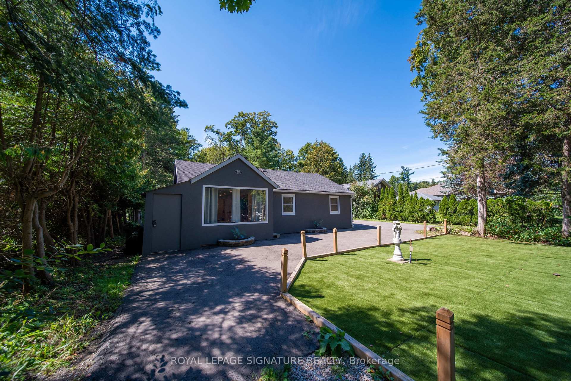 Photo 2 of 2020 Kate Avenue, Innisfil, Alcona — HOMEH