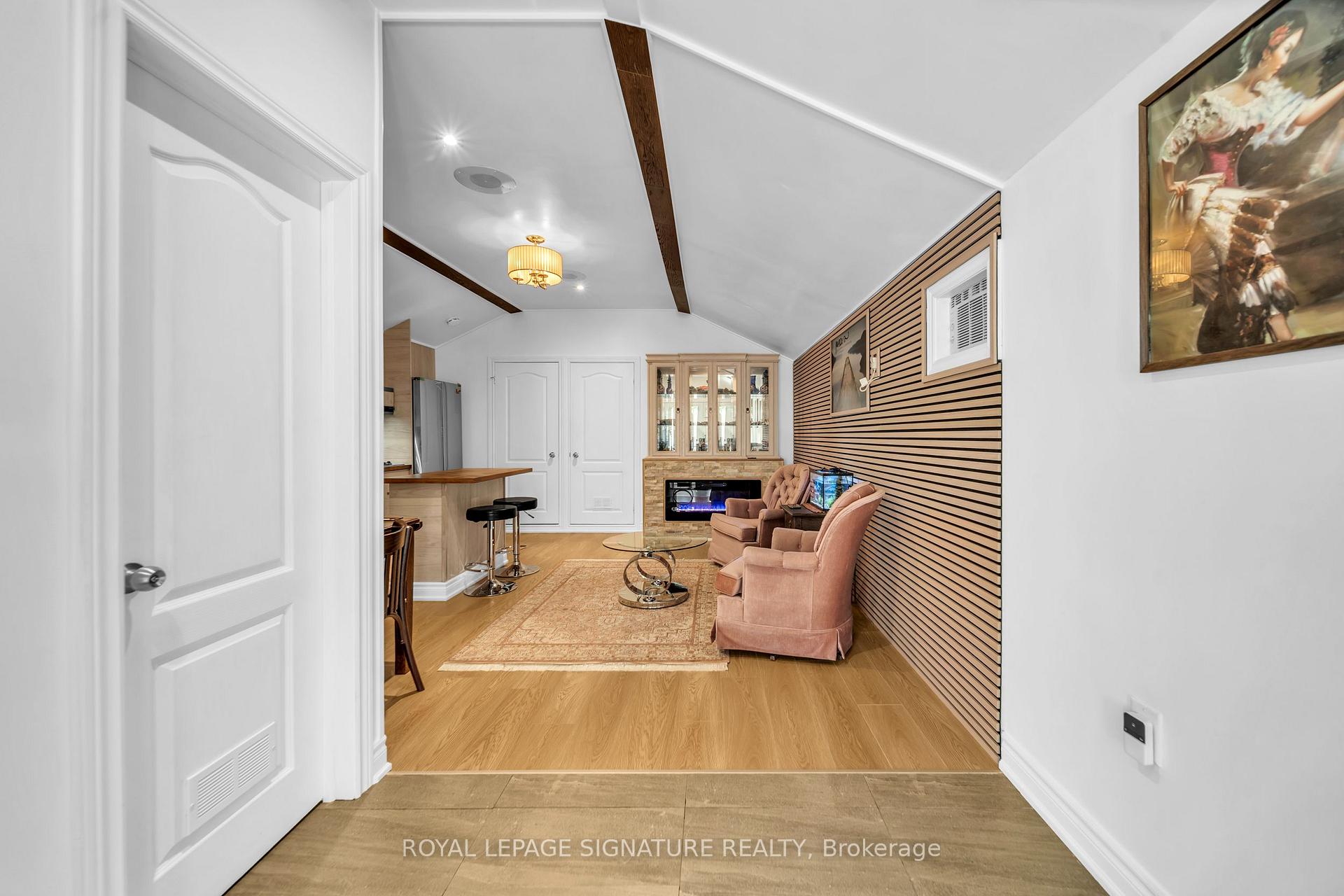 Photo 13 of 2020 Kate Avenue, Innisfil, Alcona — HOMEH