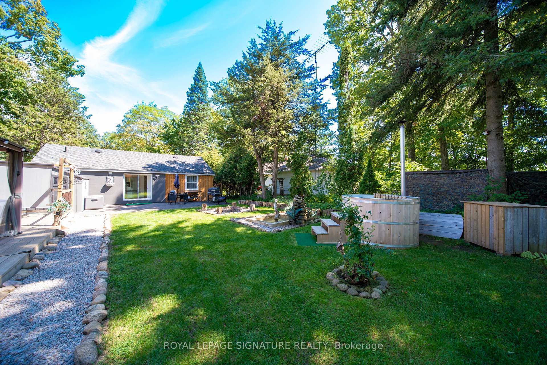 Photo 33 of 2020 Kate Avenue, Innisfil, Alcona — HOMEH