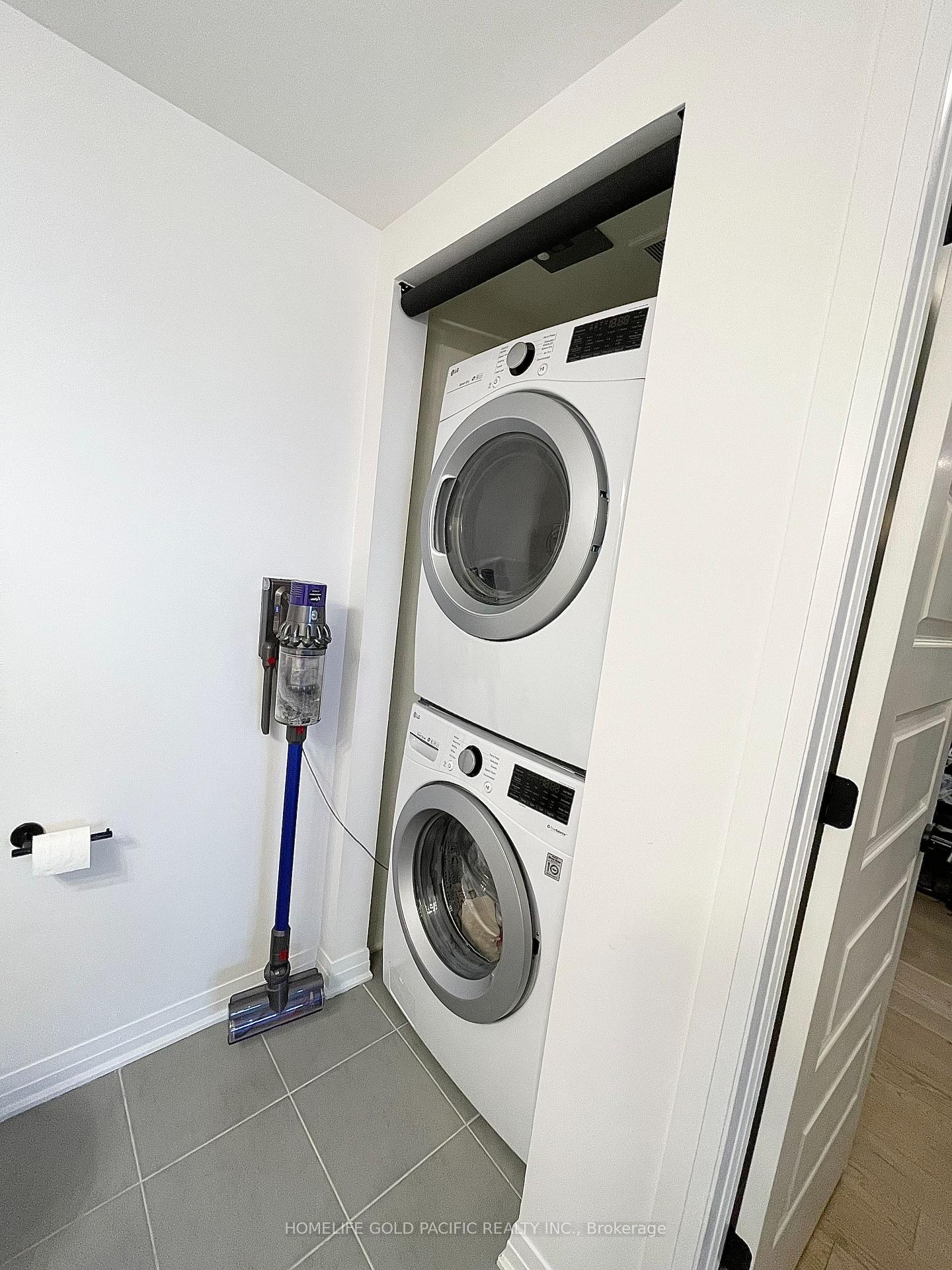 Photo 15 of Unit 614, 2 Adam Sellers Street, Markham, Cornell — HOMEH