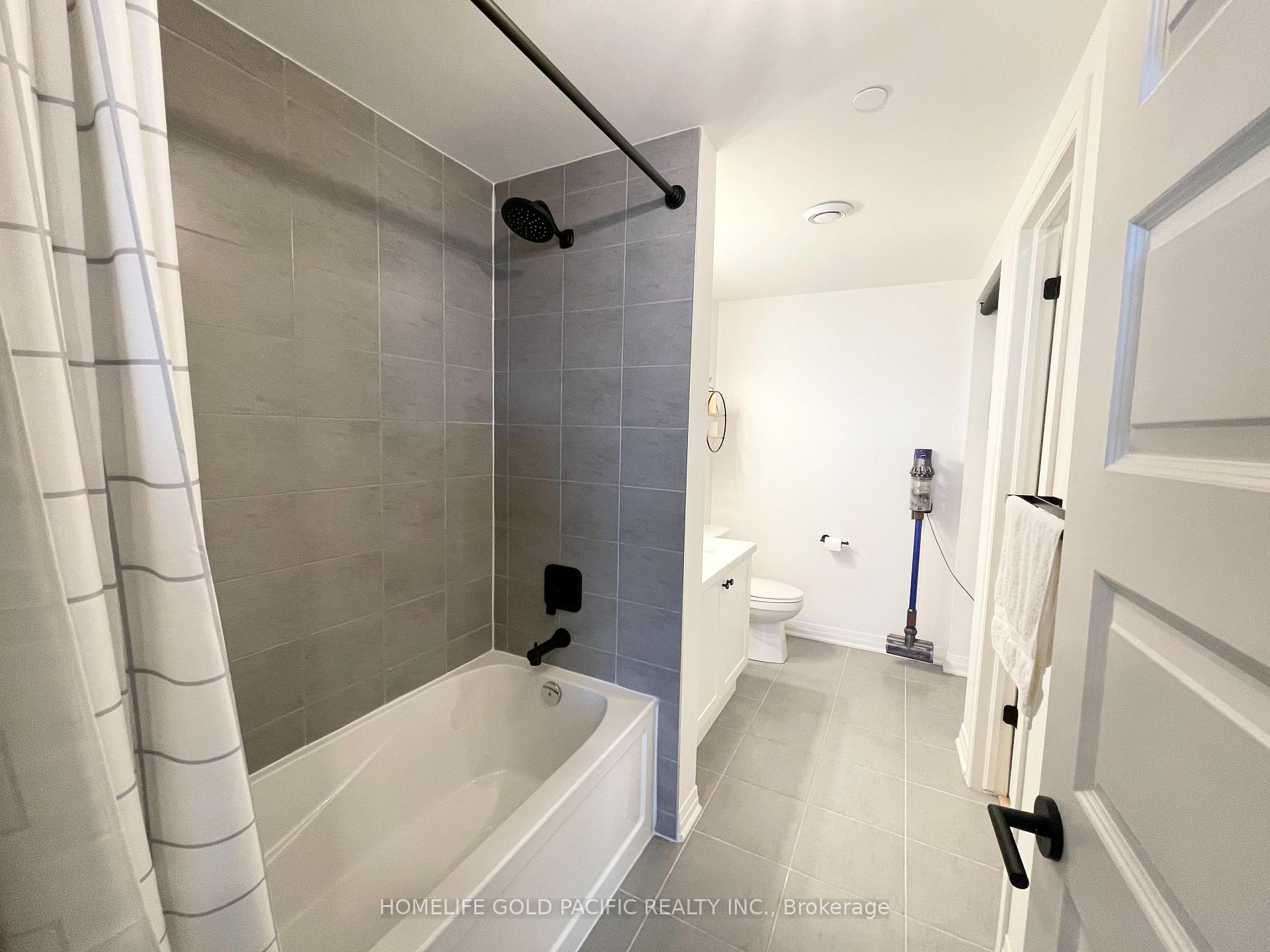 Photo 17 of Unit 614, 2 Adam Sellers Street, Markham, Cornell — HOMEH