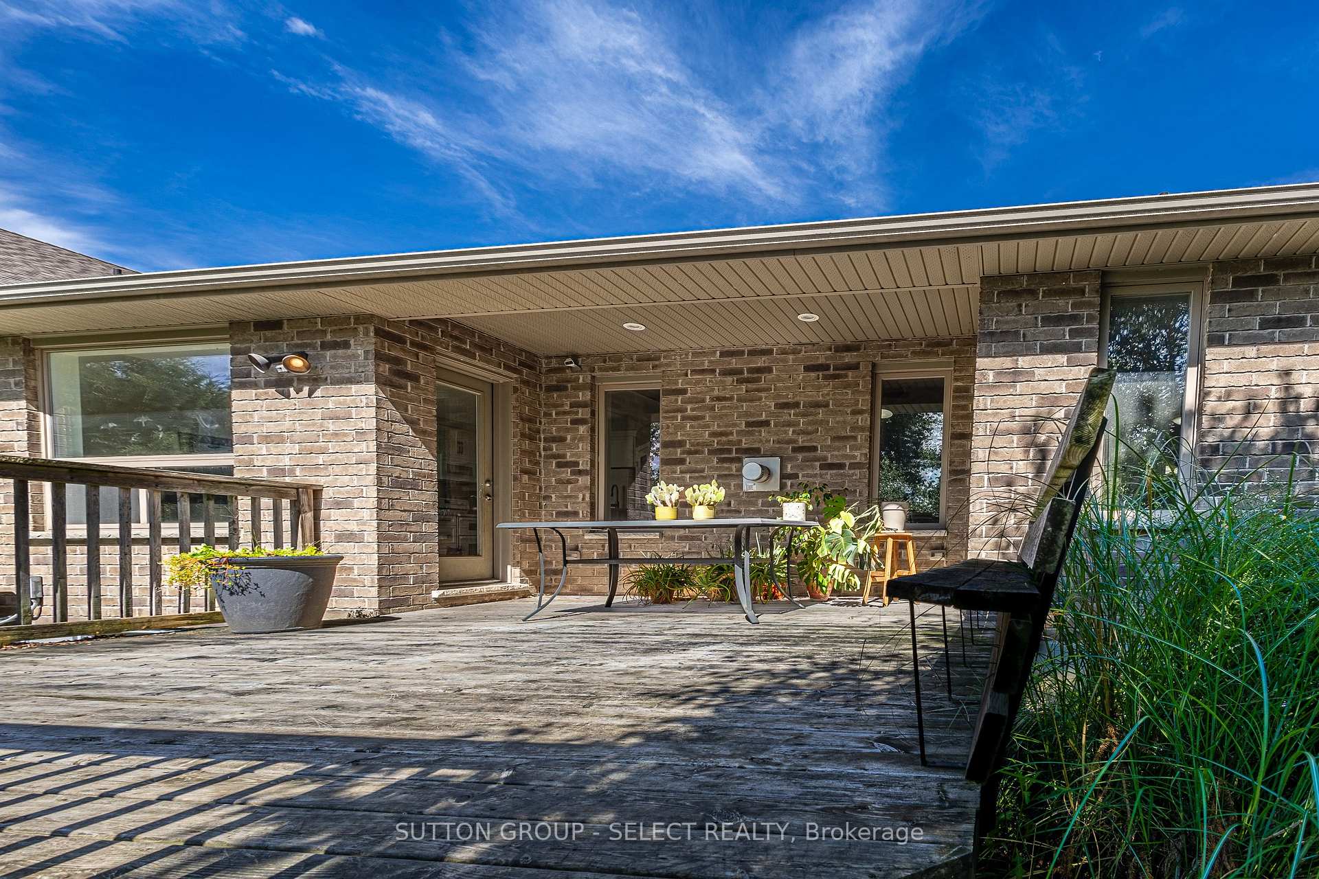 Photo 36 of 24 Brooker Trail, Thames Centre, Thorndale — HOMEH