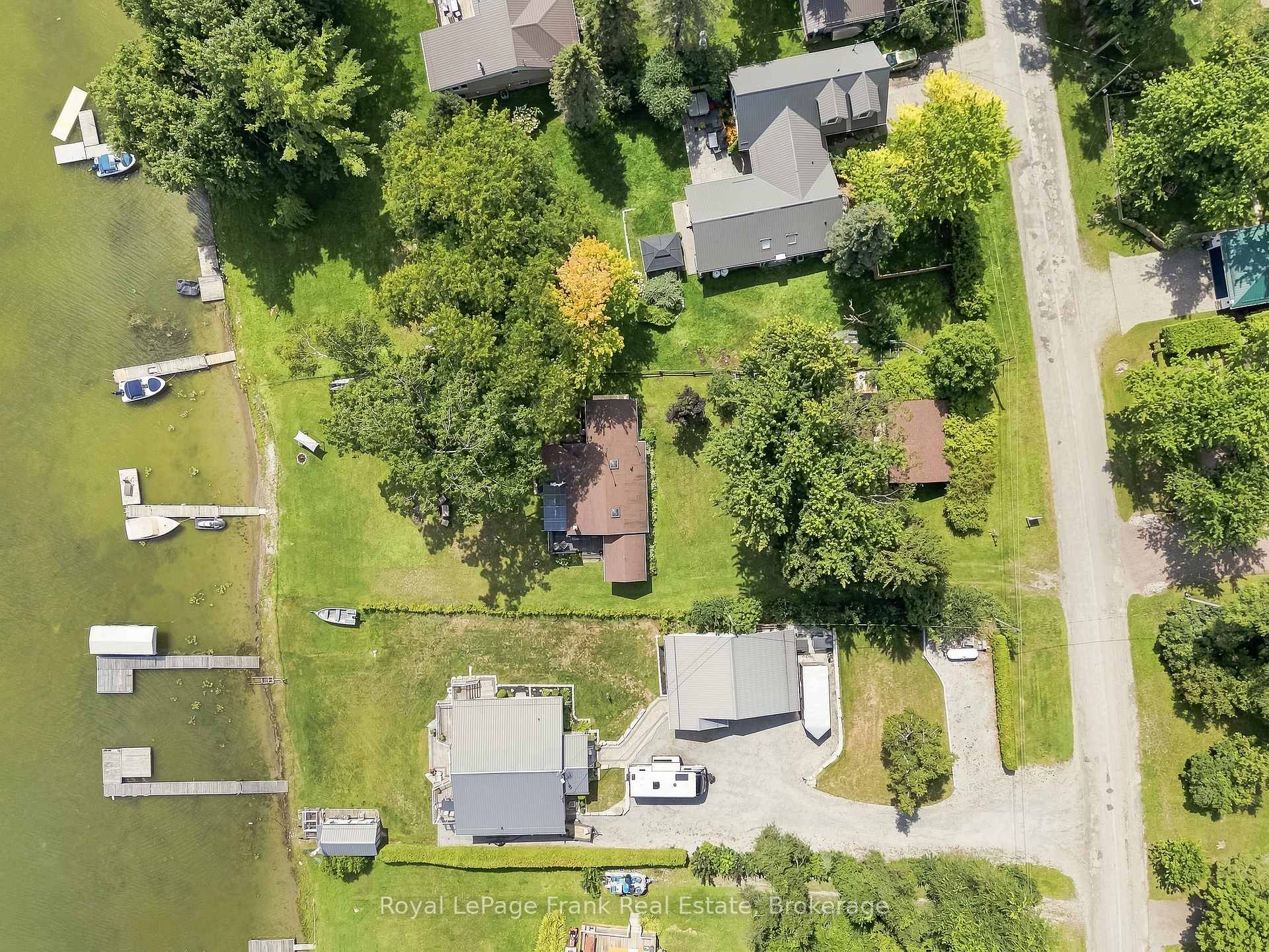 Photo 2 of 131 Ball Point Road, Kawartha Lakes, Little Britain — HOMEH