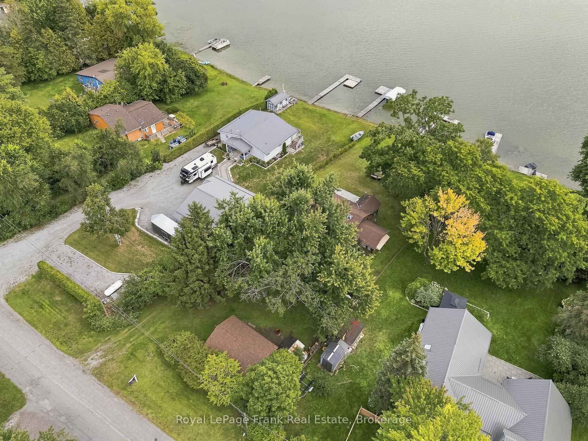 Photo 4 of 131 Ball Point Road, Kawartha Lakes, Little Britain — HOMEH