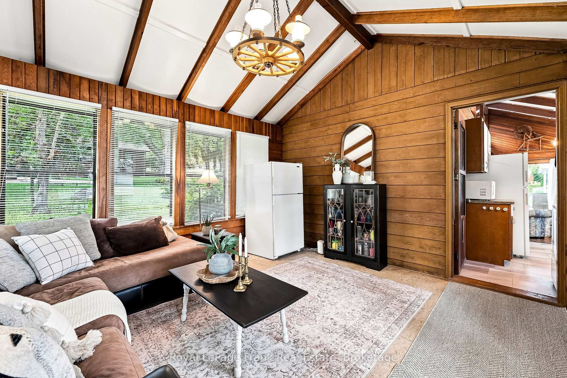 Photo 10 of 131 Ball Point Road, Kawartha Lakes, Little Britain — HOMEH
