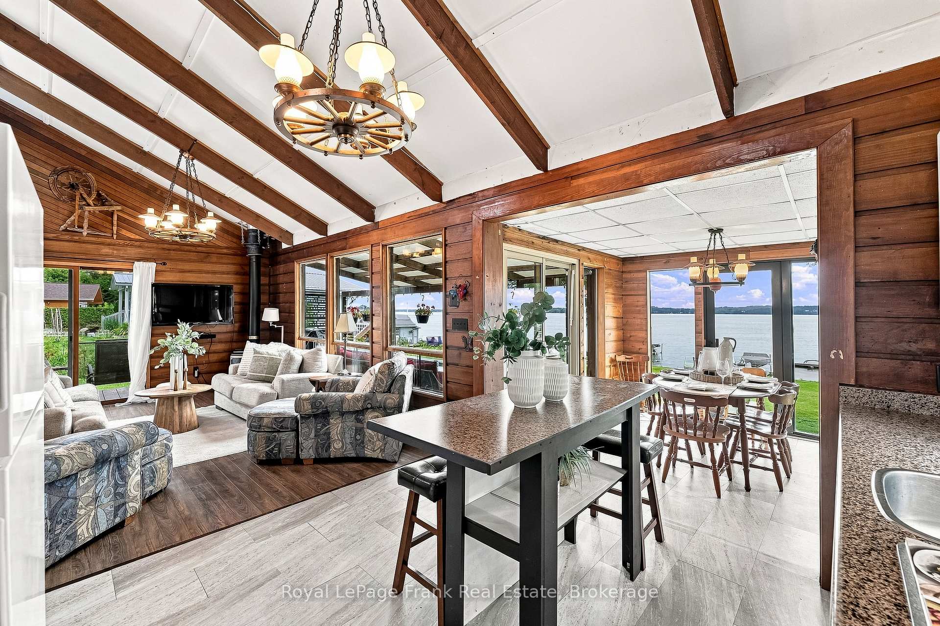 Photo 13 of 131 Ball Point Road, Kawartha Lakes, Little Britain — HOMEH