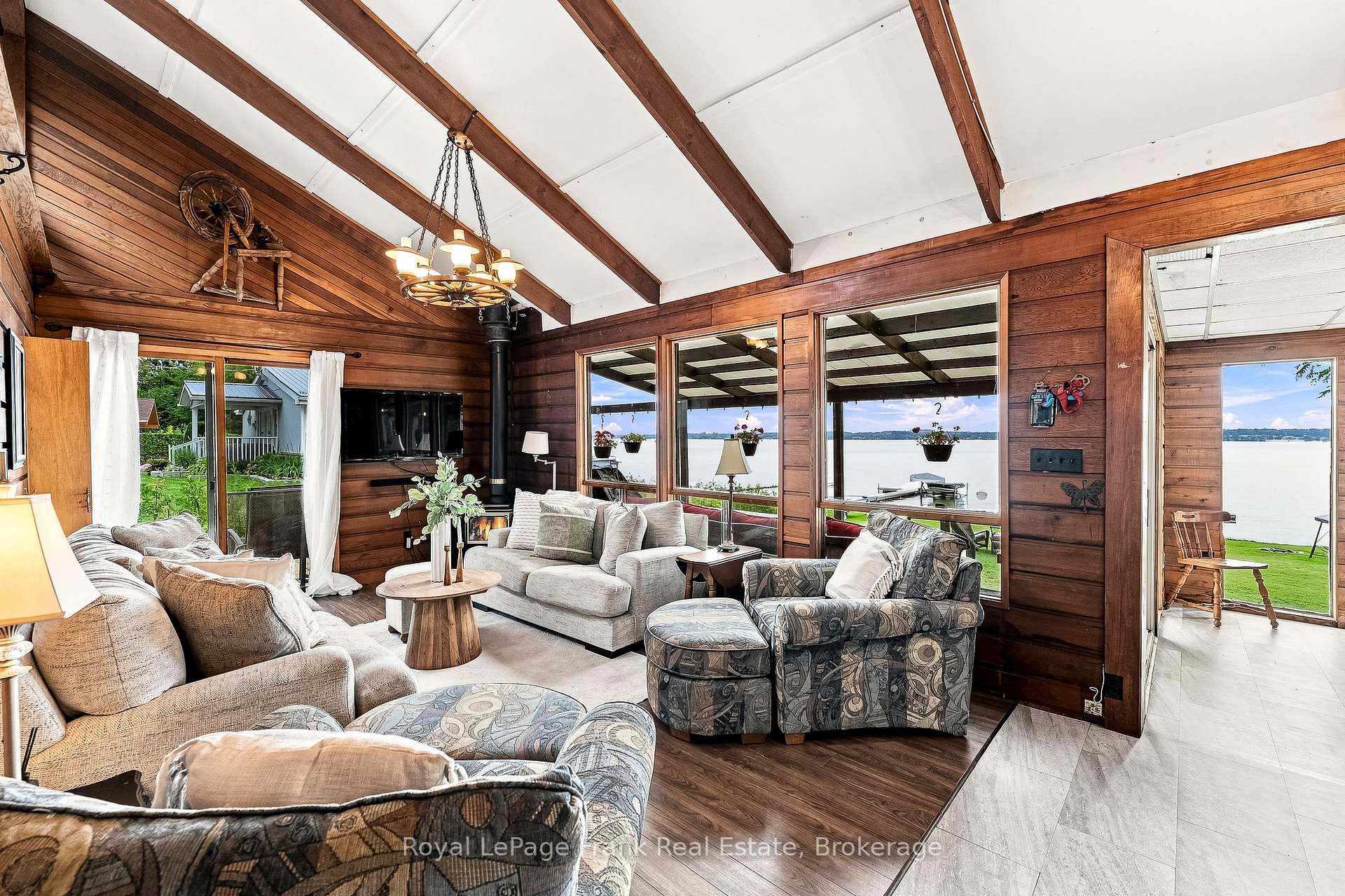 Photo 17 of 131 Ball Point Road, Kawartha Lakes, Little Britain — HOMEH