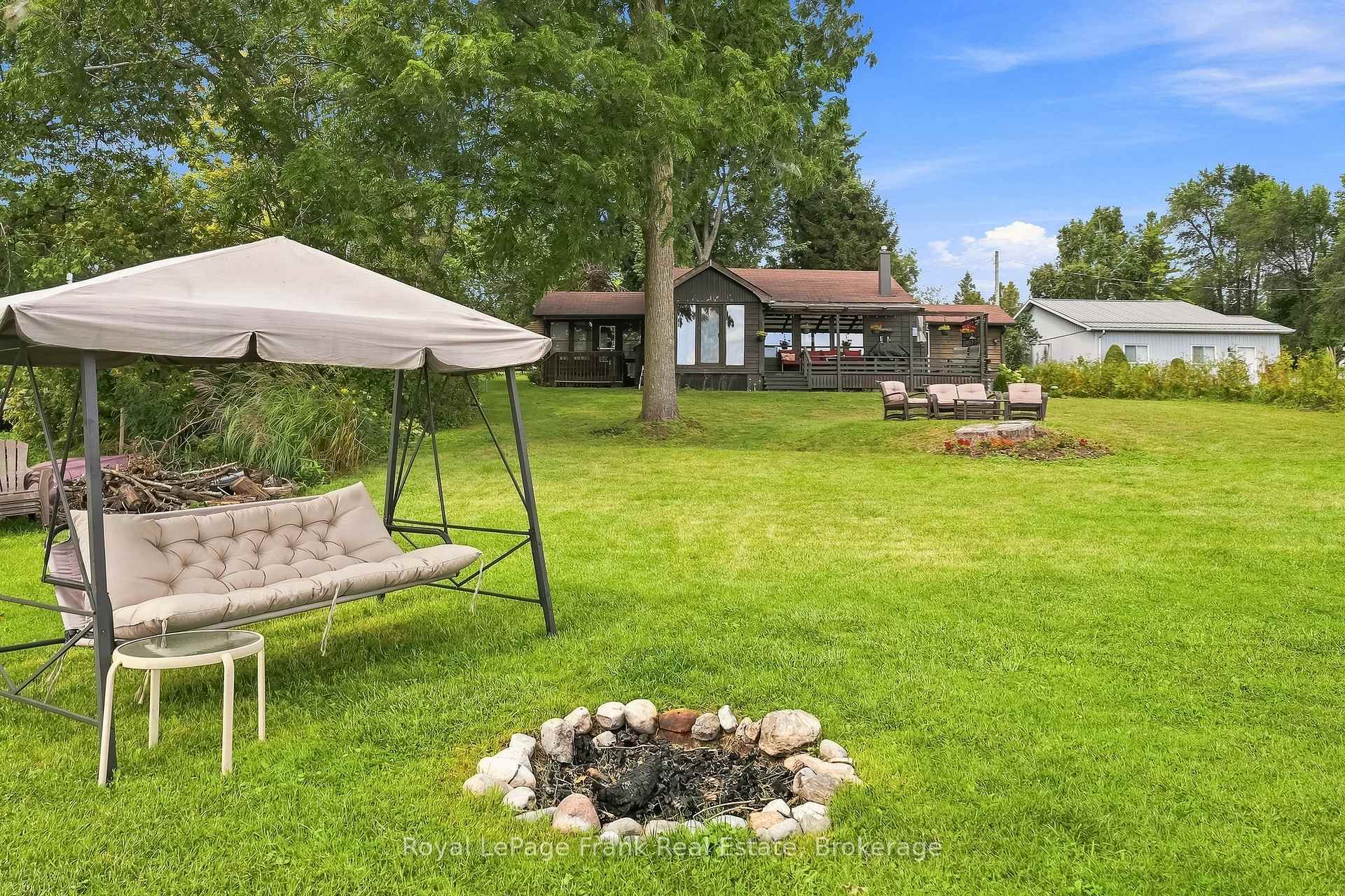 Photo 32 of 131 Ball Point Road, Kawartha Lakes, Little Britain — HOMEH