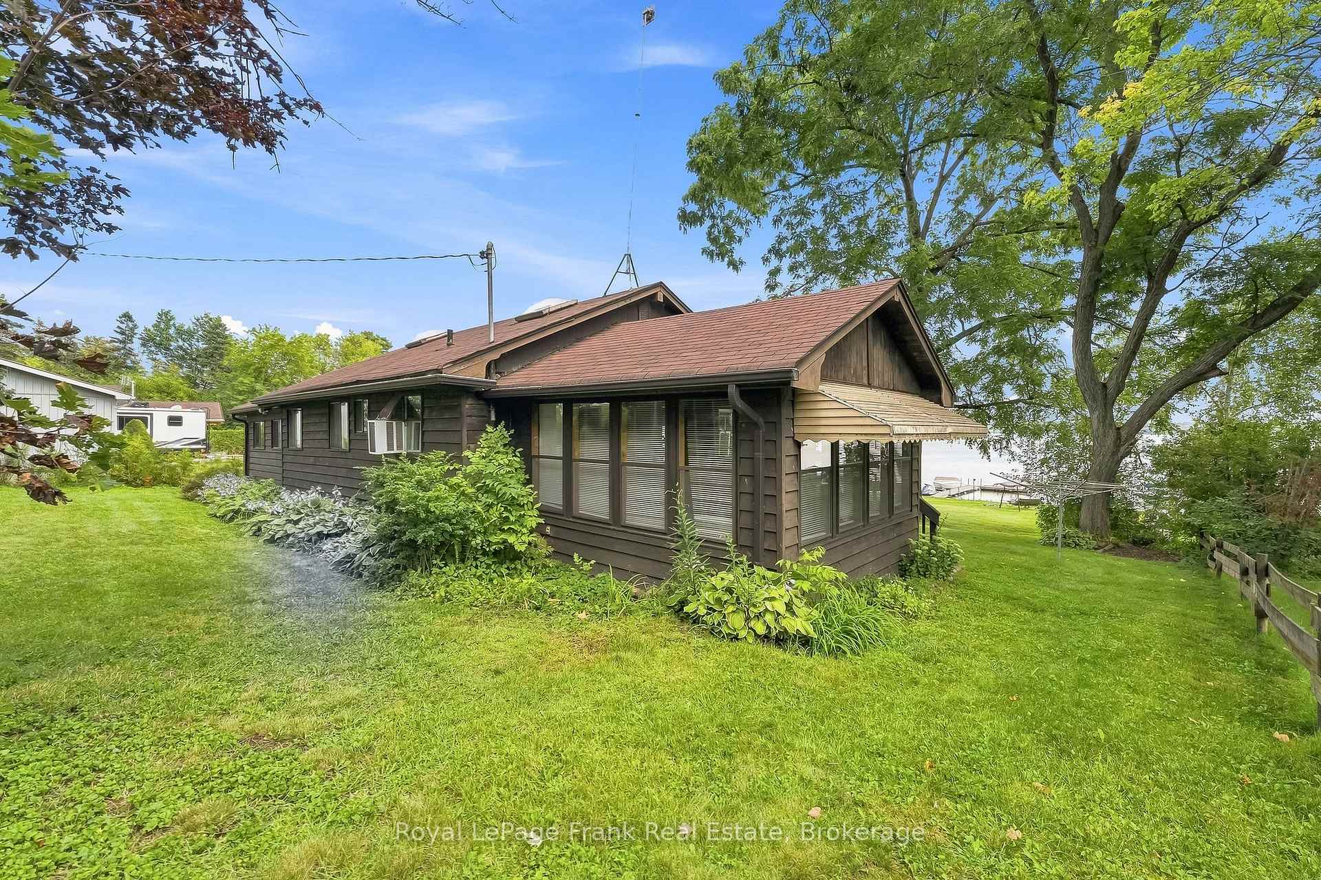 Photo 40 of 131 Ball Point Road, Kawartha Lakes, Little Britain — HOMEH