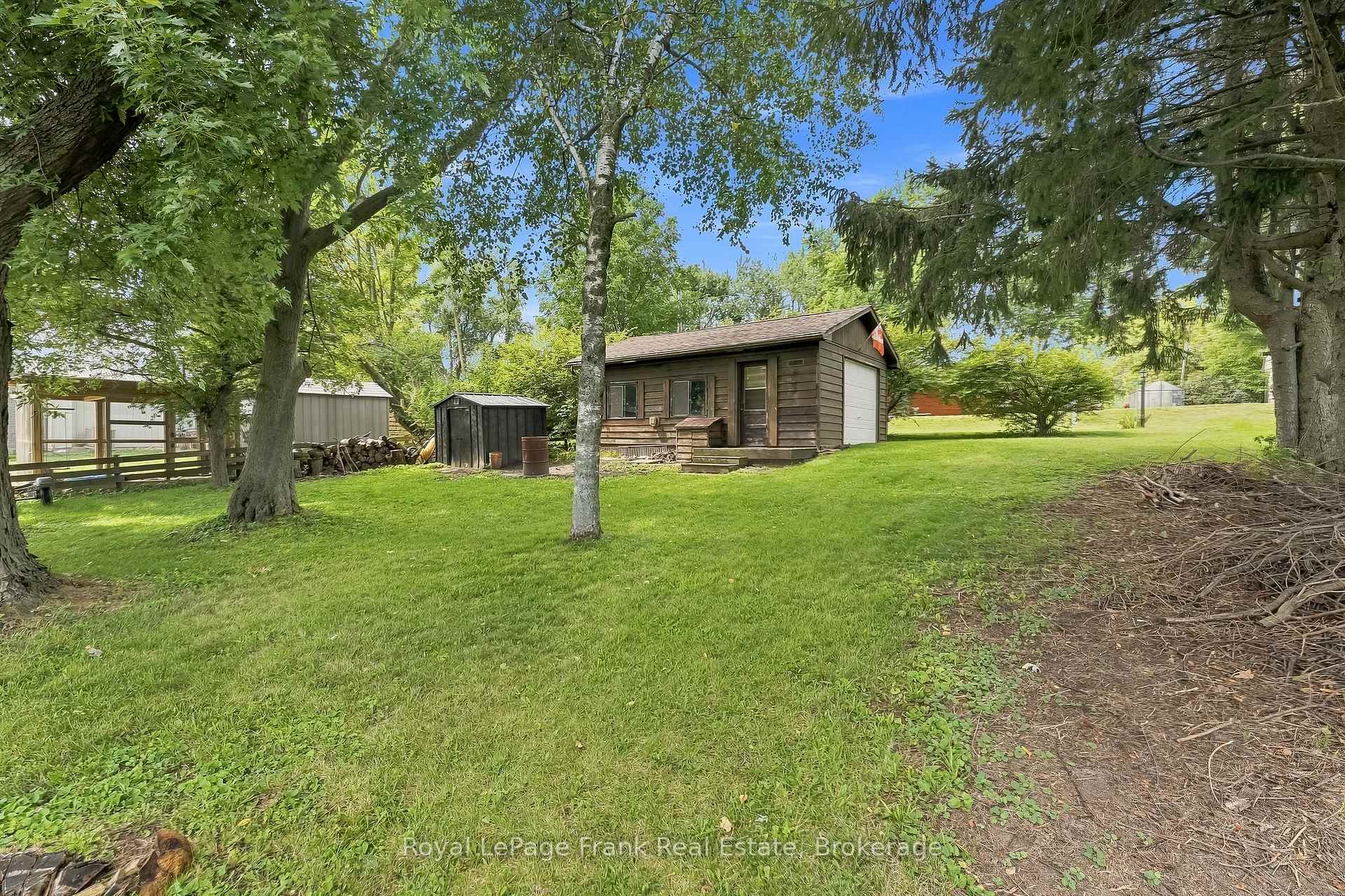 Photo 41 of 131 Ball Point Road, Kawartha Lakes, Little Britain — HOMEH
