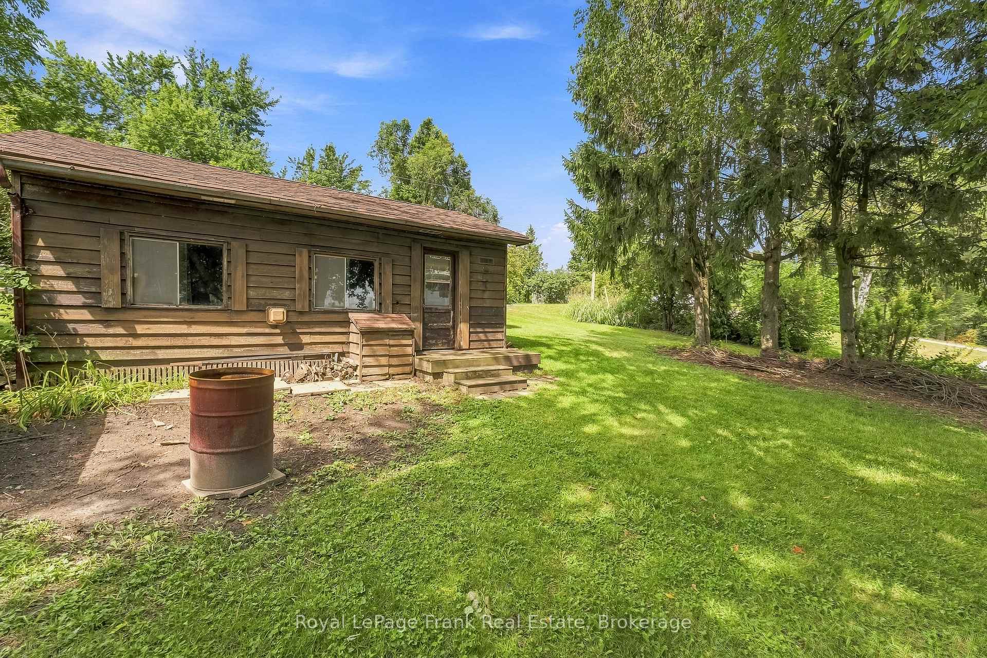 Photo 43 of 131 Ball Point Road, Kawartha Lakes, Little Britain — HOMEH