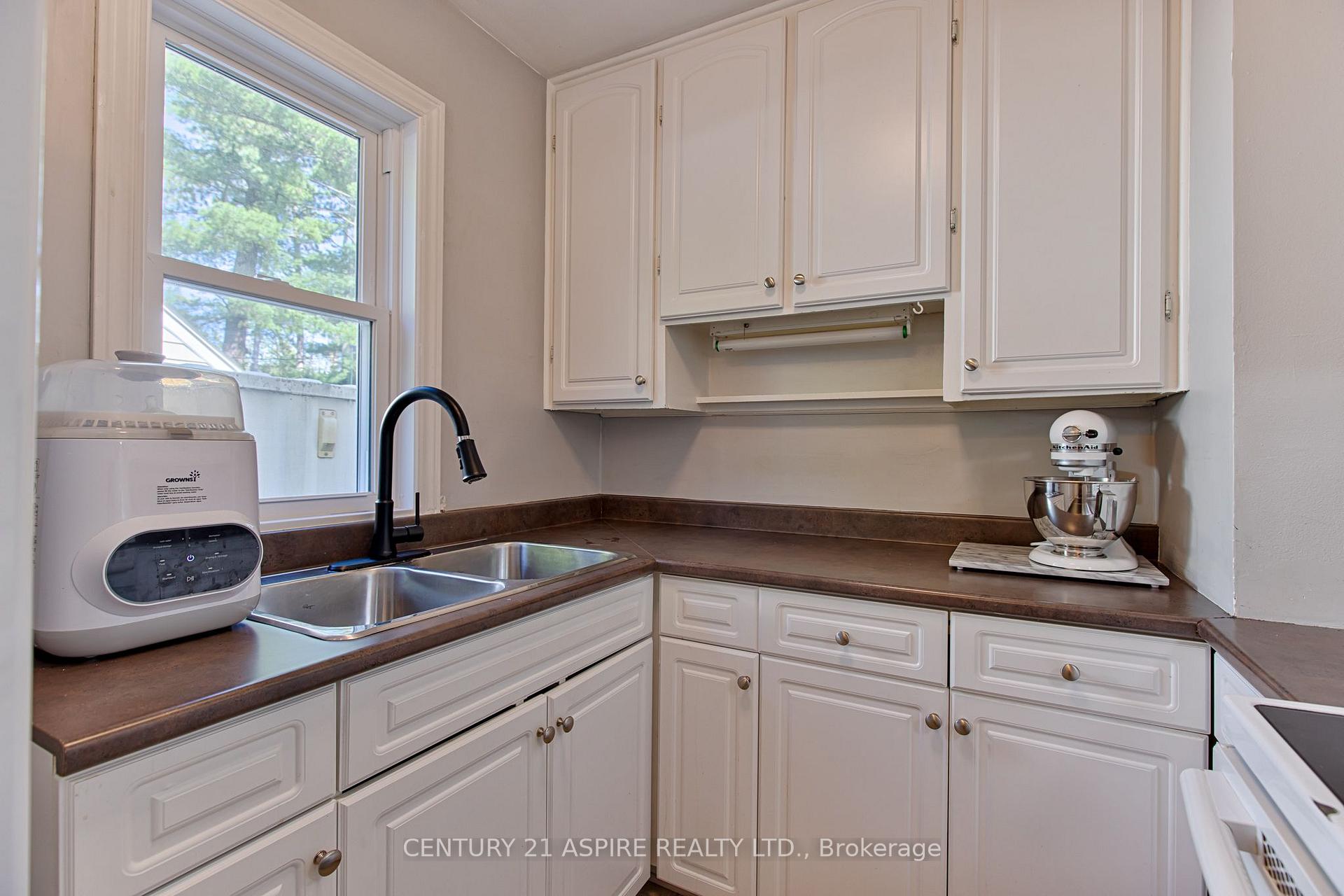 Photo 13 of 2 Thomson Crescent, Deep River, Deep River — HOMEH