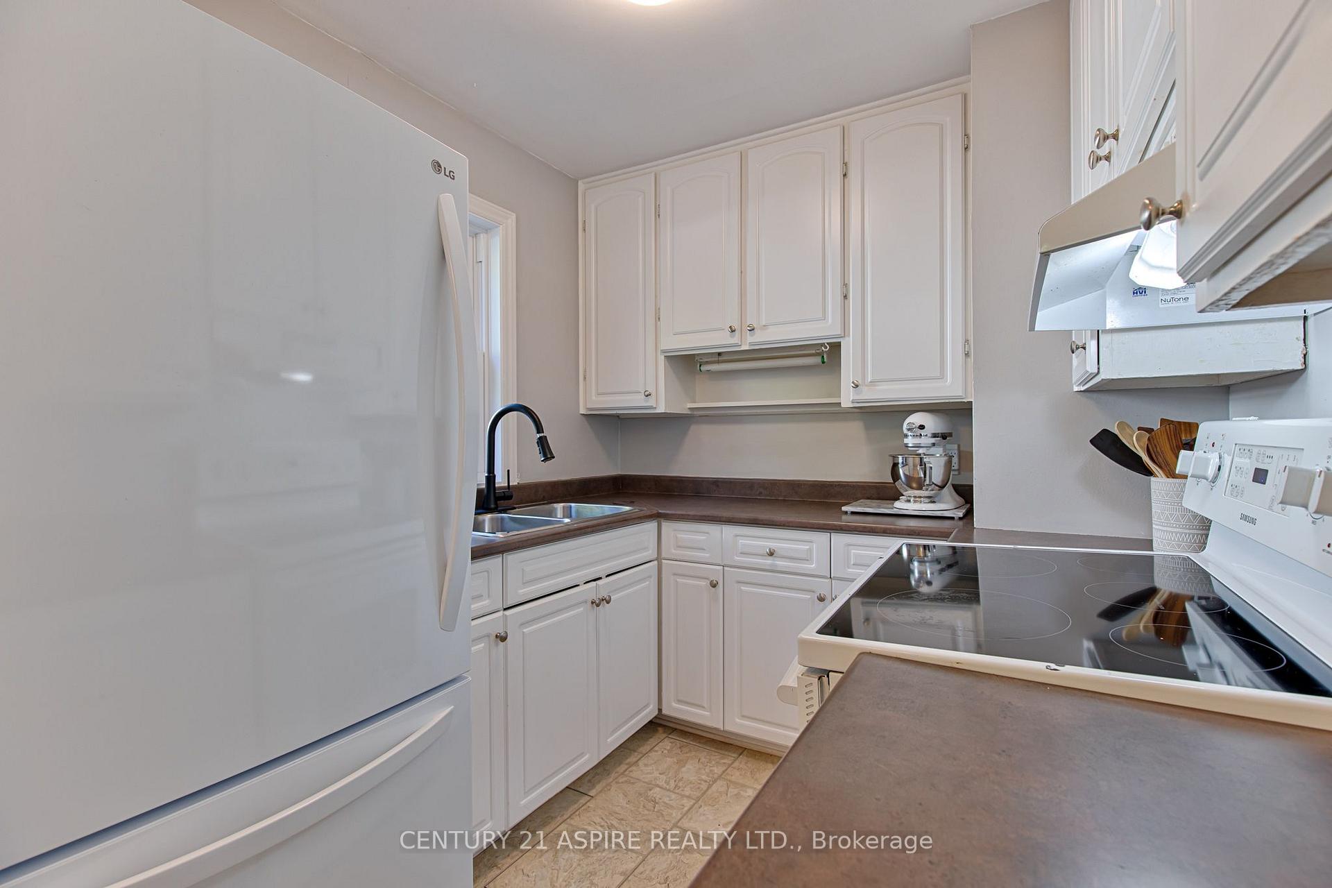 Photo 14 of 2 Thomson Crescent, Deep River, Deep River — HOMEH