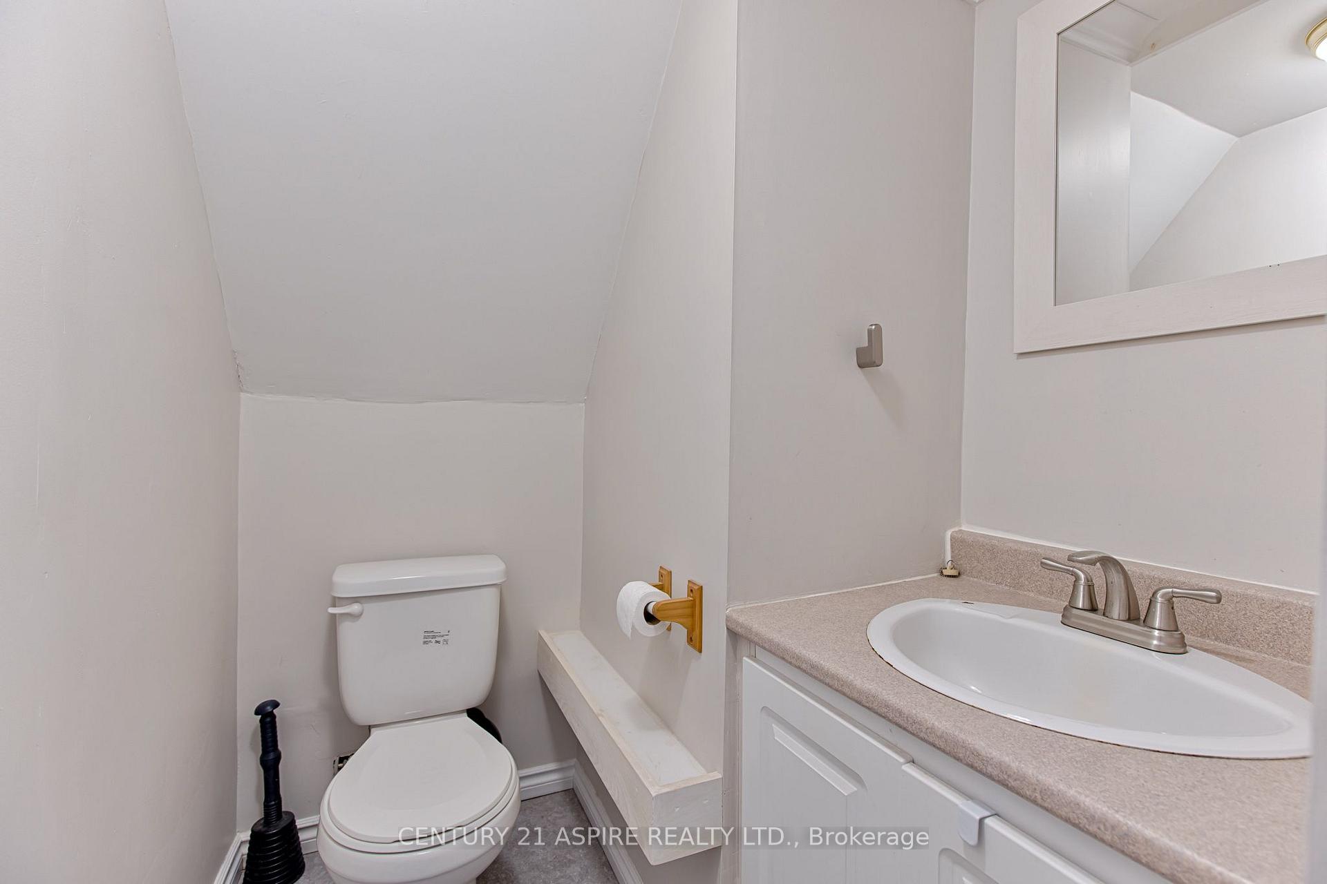 Photo 27 of 2 Thomson Crescent, Deep River, Deep River — HOMEH