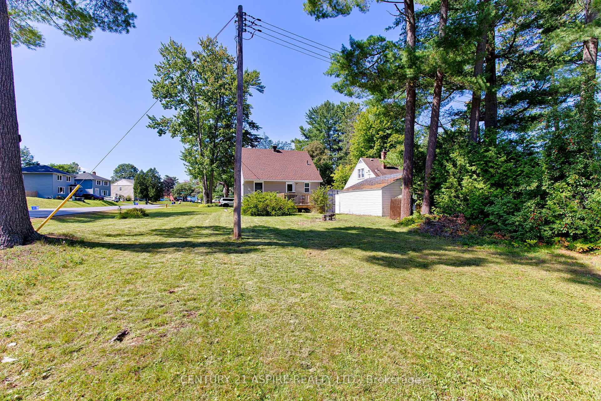 Photo 35 of 2 Thomson Crescent, Deep River, Deep River — HOMEH
