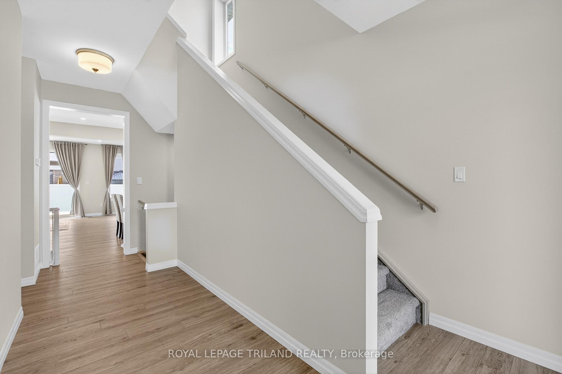 Photo 6 of 102 Cortland Terrace, St. Thomas — HOMEH