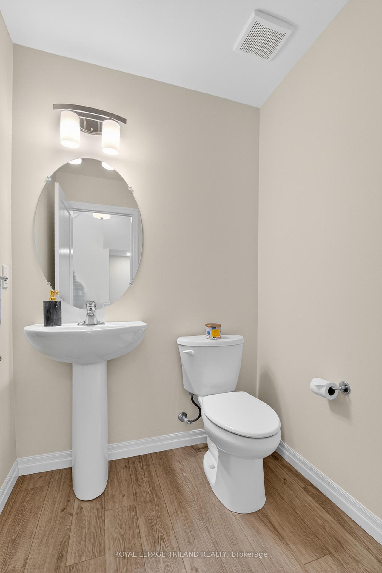 Photo 8 of 102 Cortland Terrace, St. Thomas — HOMEH