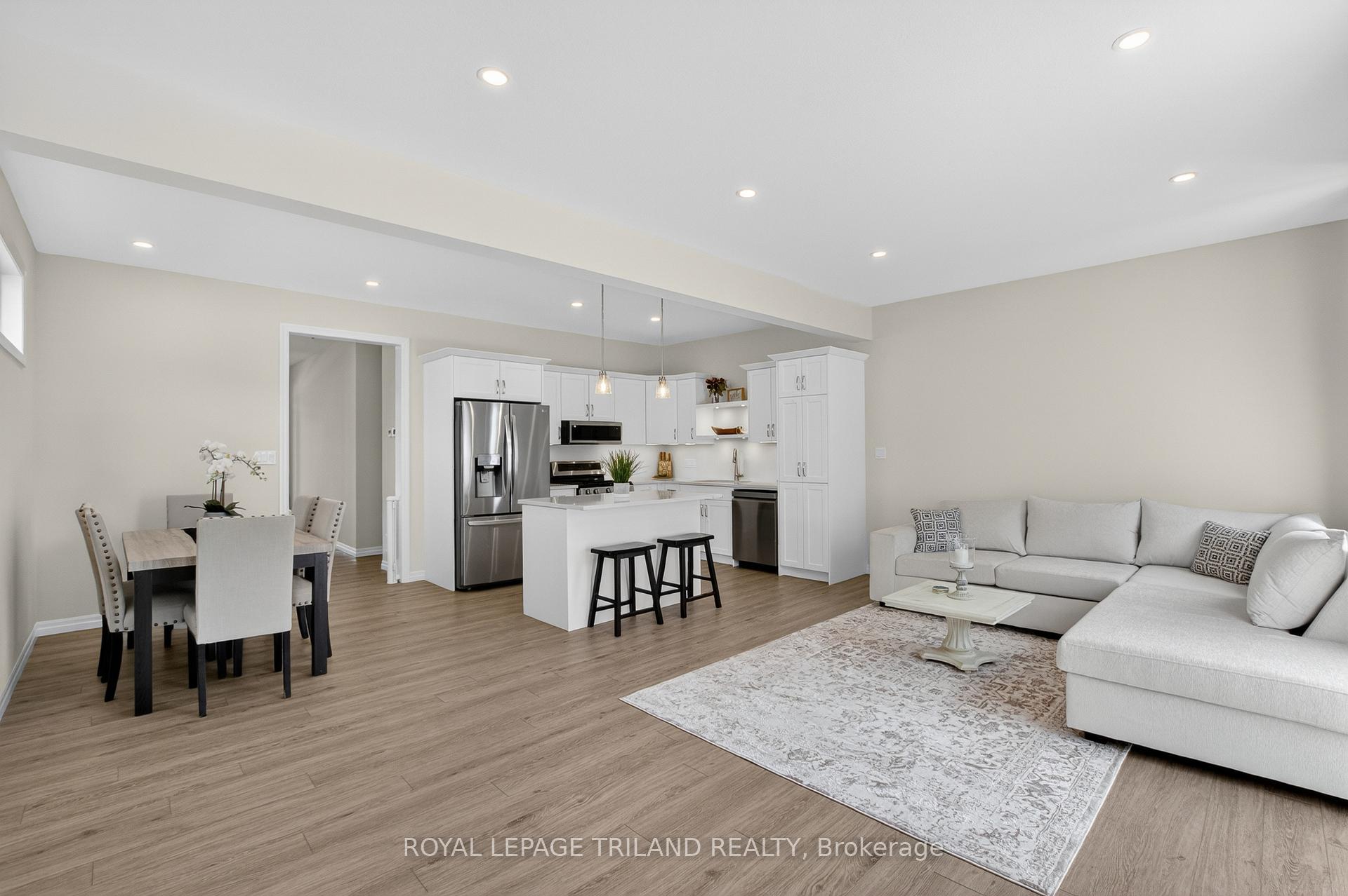 Photo 20 of 102 Cortland Terrace, St. Thomas — HOMEH