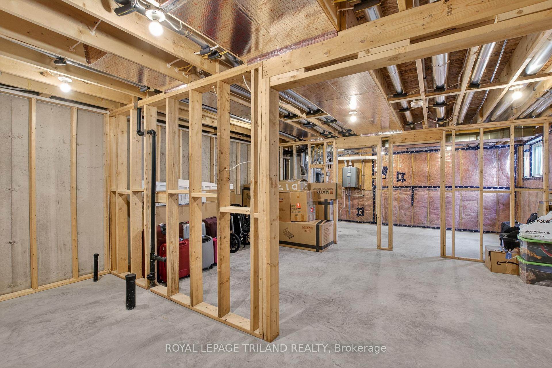 Photo 38 of 102 Cortland Terrace, St. Thomas — HOMEH
