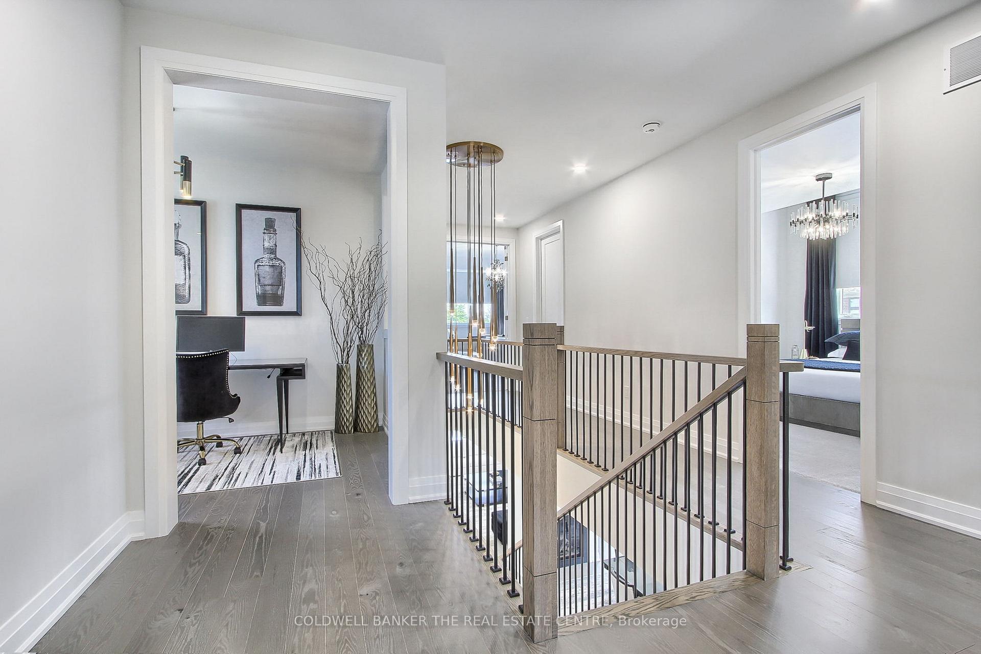 Photo 32 of 92 Maple Fields Circle, Aurora, Aurora Estates — HOMEH