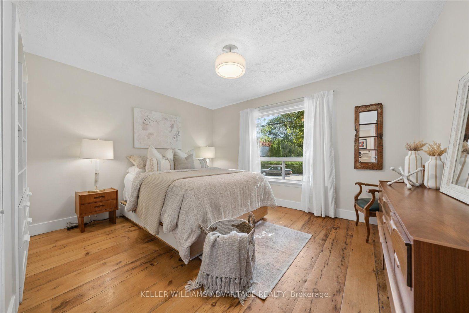 Photo 13 of 124 Glenwood Crescent, Toronto, O'Connor-Parkview — HOMEH