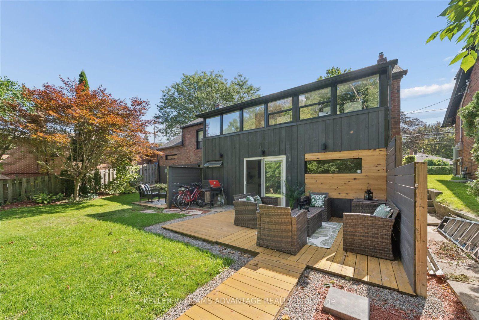 Photo 27 of 124 Glenwood Crescent, Toronto, O'Connor-Parkview — HOMEH