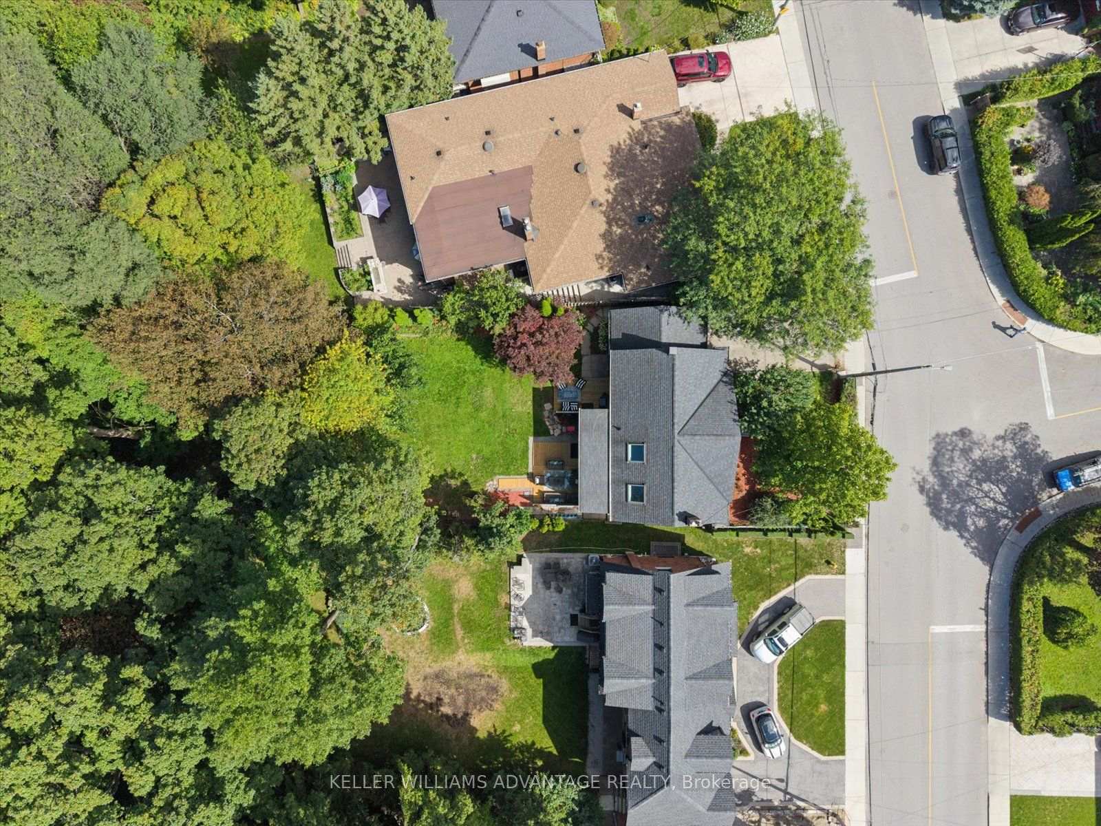 Photo 31 of 124 Glenwood Crescent, Toronto, O'Connor-Parkview — HOMEH