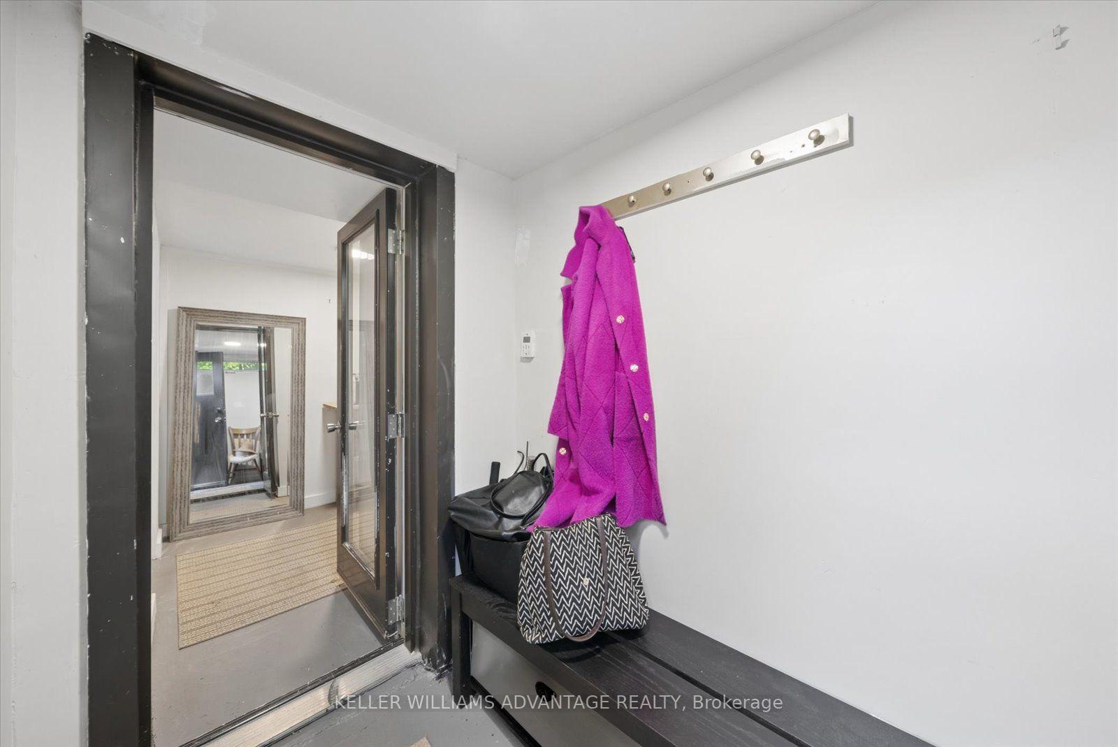 Photo 32 of 124 Glenwood Crescent, Toronto, O'Connor-Parkview — HOMEH