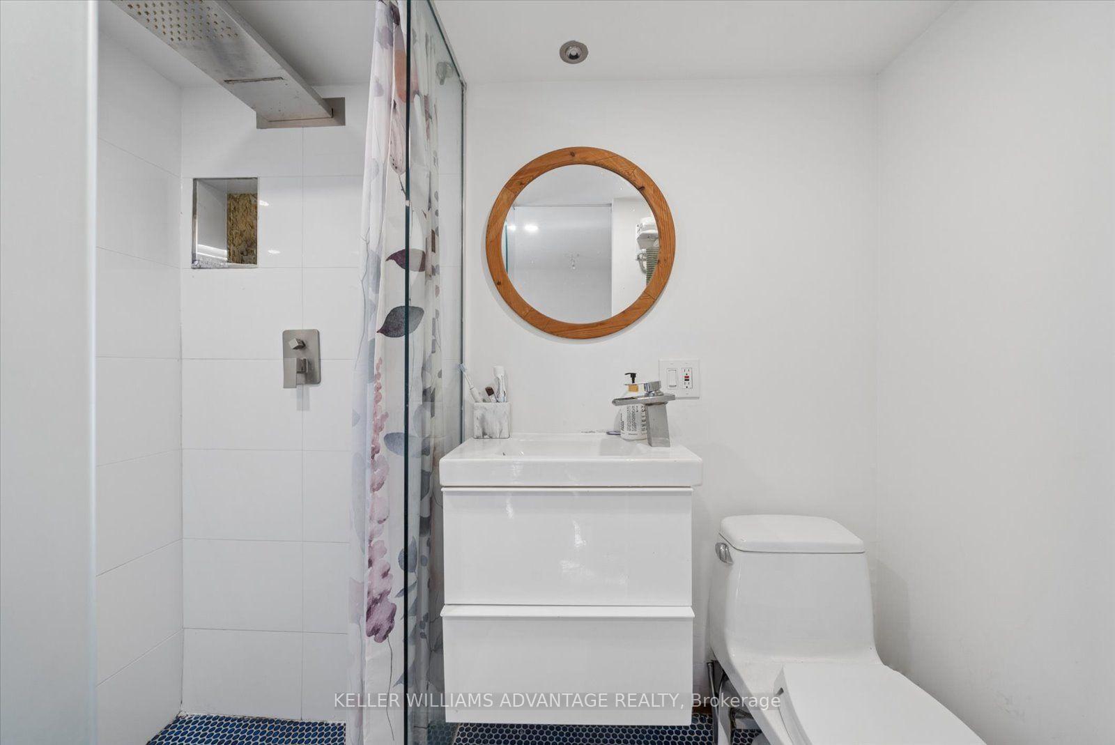 Photo 40 of 124 Glenwood Crescent, Toronto, O'Connor-Parkview — HOMEH