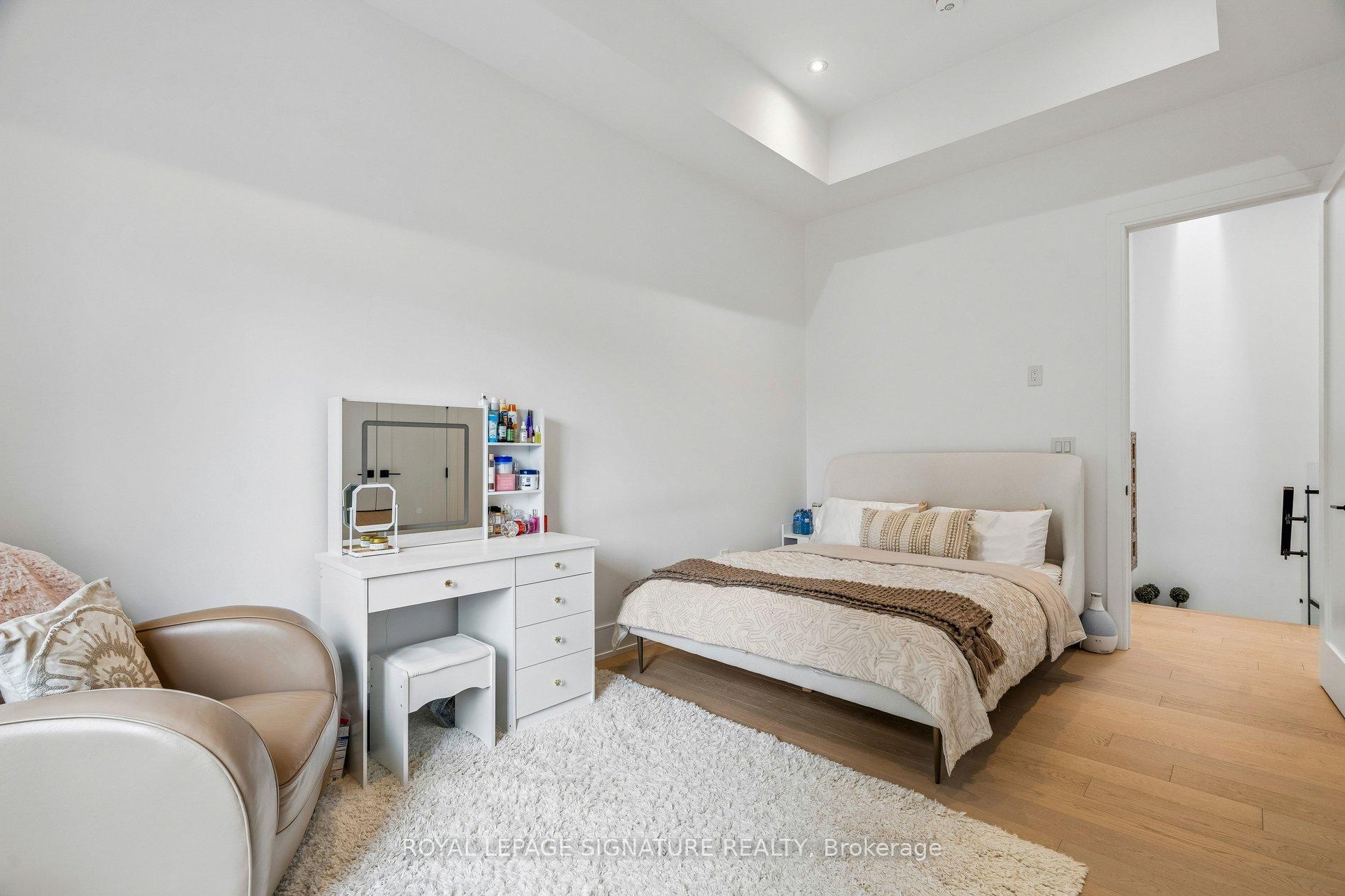 Photo 33 of 115 Whitmore Avenue, Toronto, Forest Hill North — HOMEH