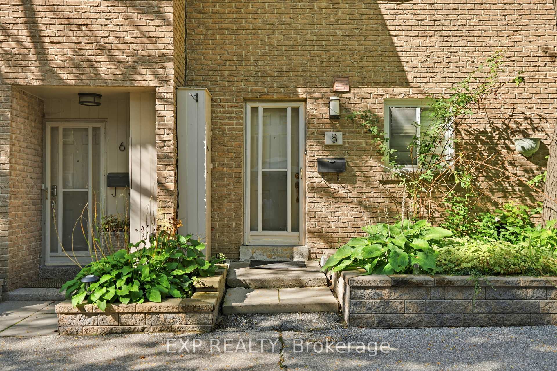 Photo 2 of Unit 8, 275 Manse Road, Scarborough, West Hill — HOMEH