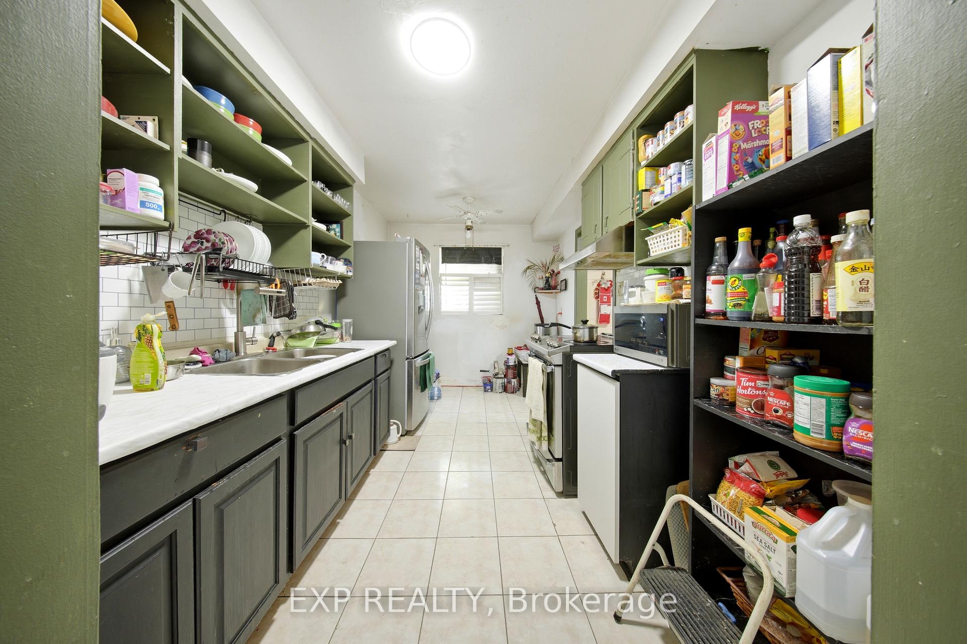 Photo 11 of Unit 8, 275 Manse Road, Scarborough, West Hill — HOMEH