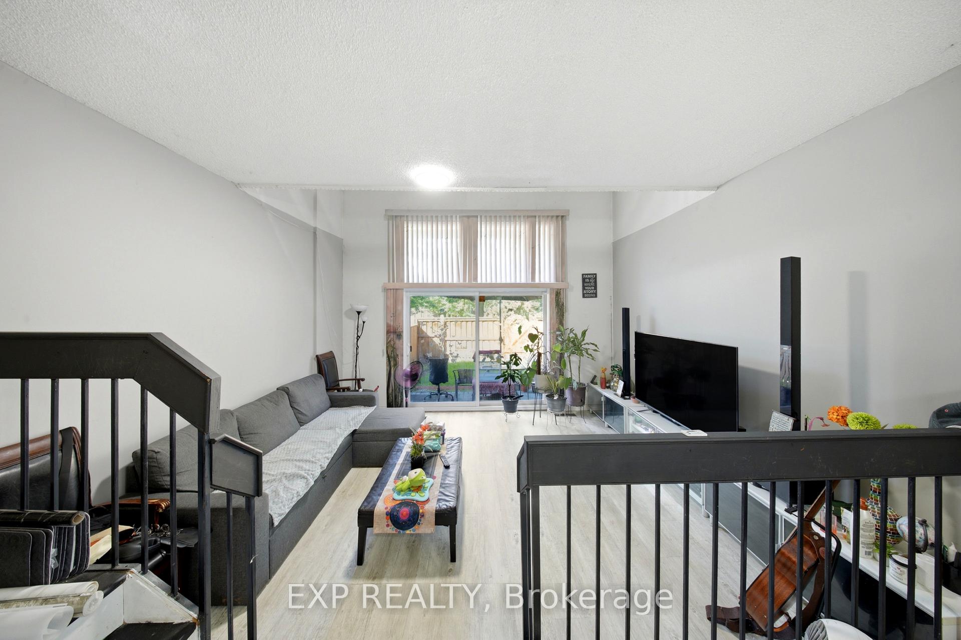 Photo 10 of Unit 8, 275 Manse Road, Scarborough, West Hill — HOMEH