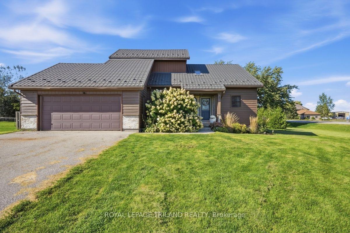 Photo 2 of 49344 Crossley-Hunter Line, Malahide, Rural Malahide — HOMEH