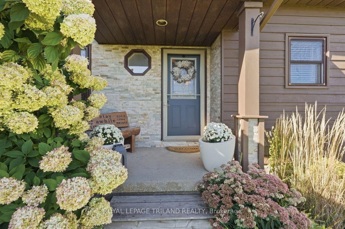 Photo 3 of 49344 Crossley-Hunter Line, Malahide, Rural Malahide — HOMEH