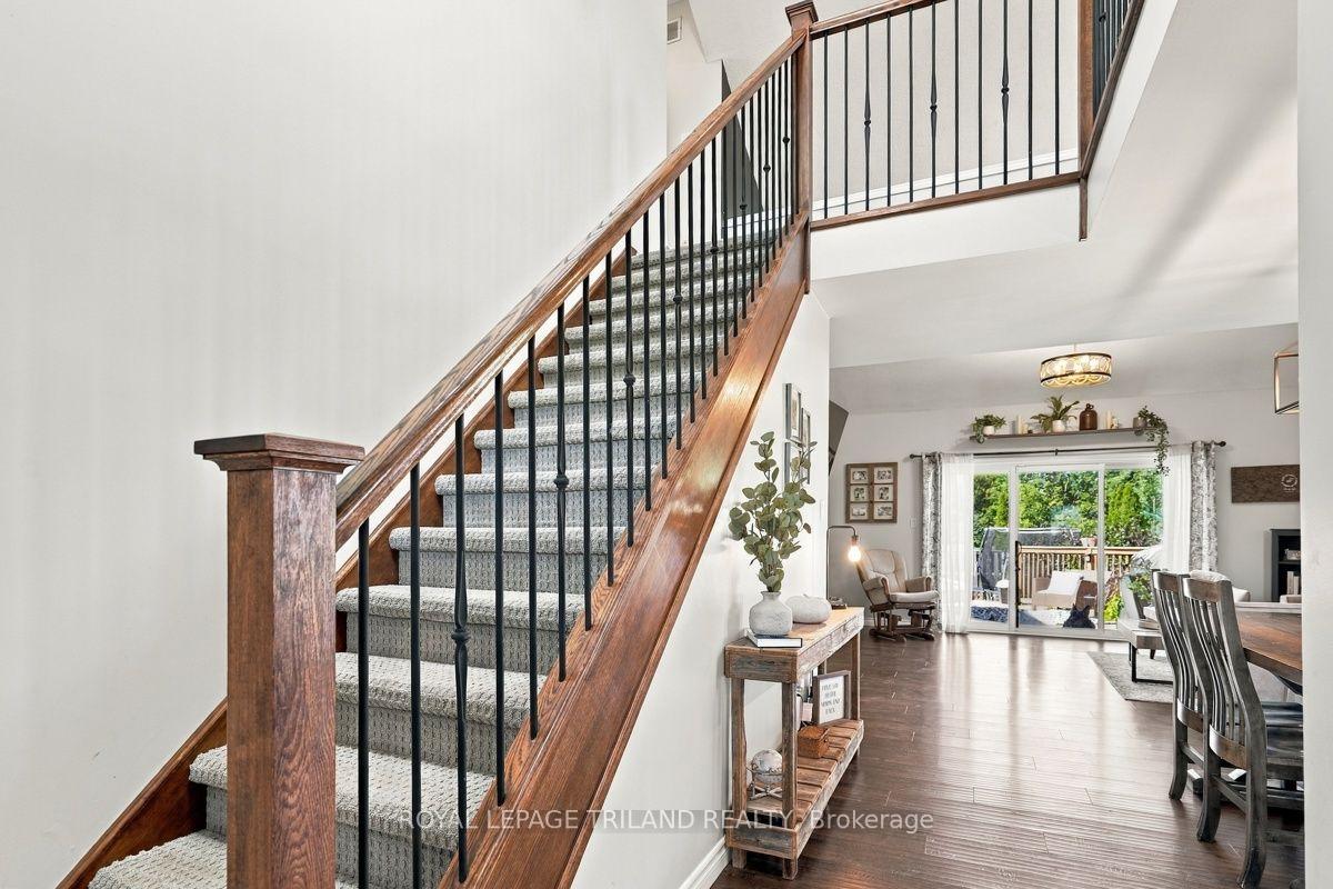 Photo 5 of 49344 Crossley-Hunter Line, Malahide, Rural Malahide — HOMEH