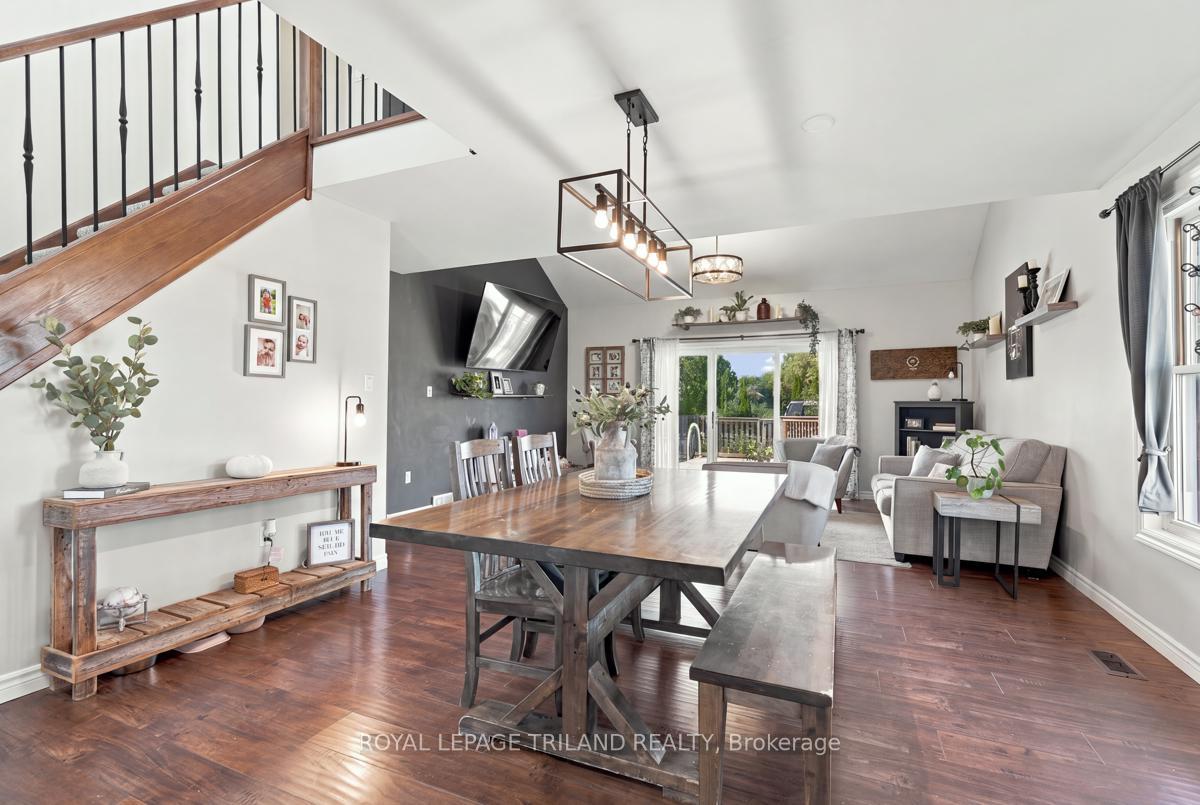 Photo 10 of 49344 Crossley-Hunter Line, Malahide, Rural Malahide — HOMEH