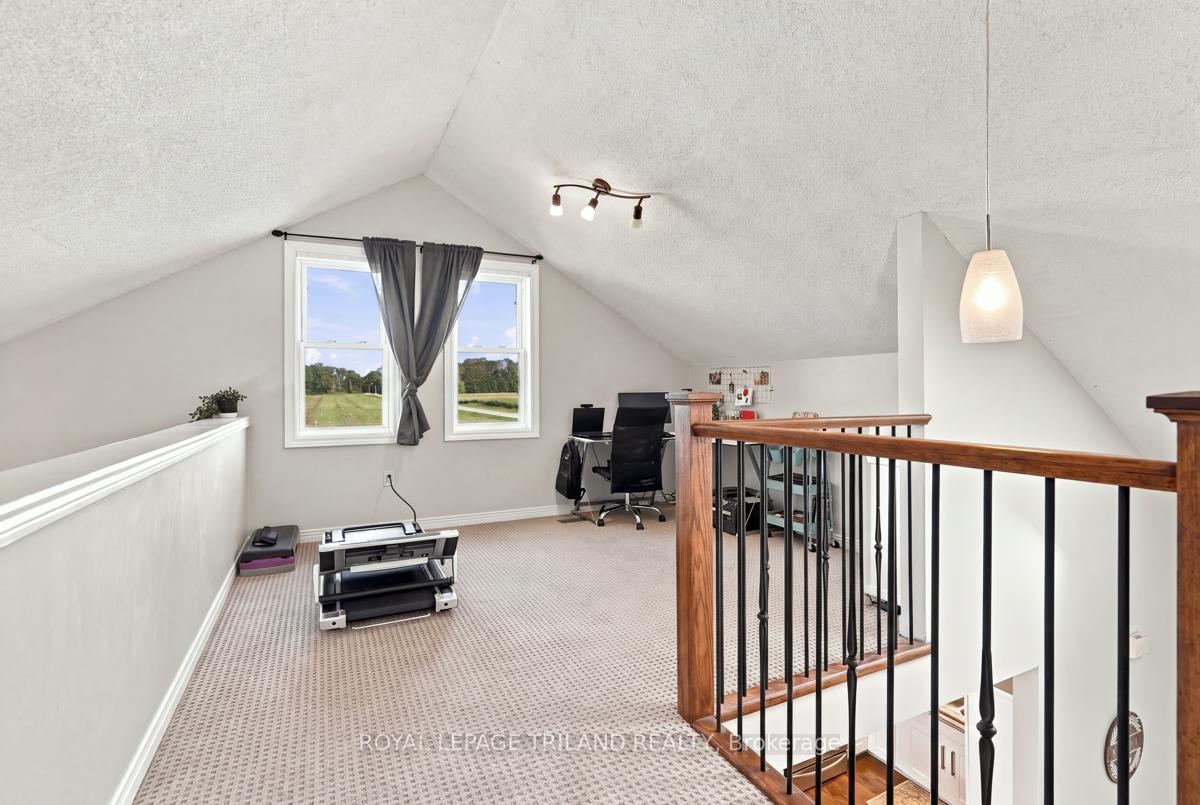 Photo 24 of 49344 Crossley-Hunter Line, Malahide, Rural Malahide — HOMEH