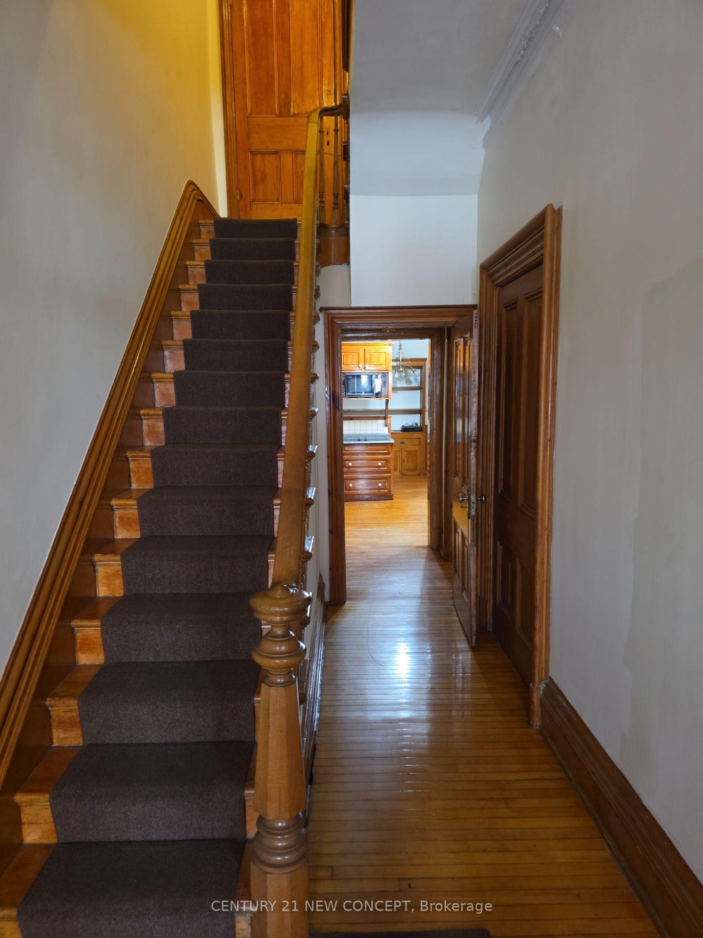 Photo 8 of 123 Jackson Street W, Hamilton, Kirkendall — HOMEH