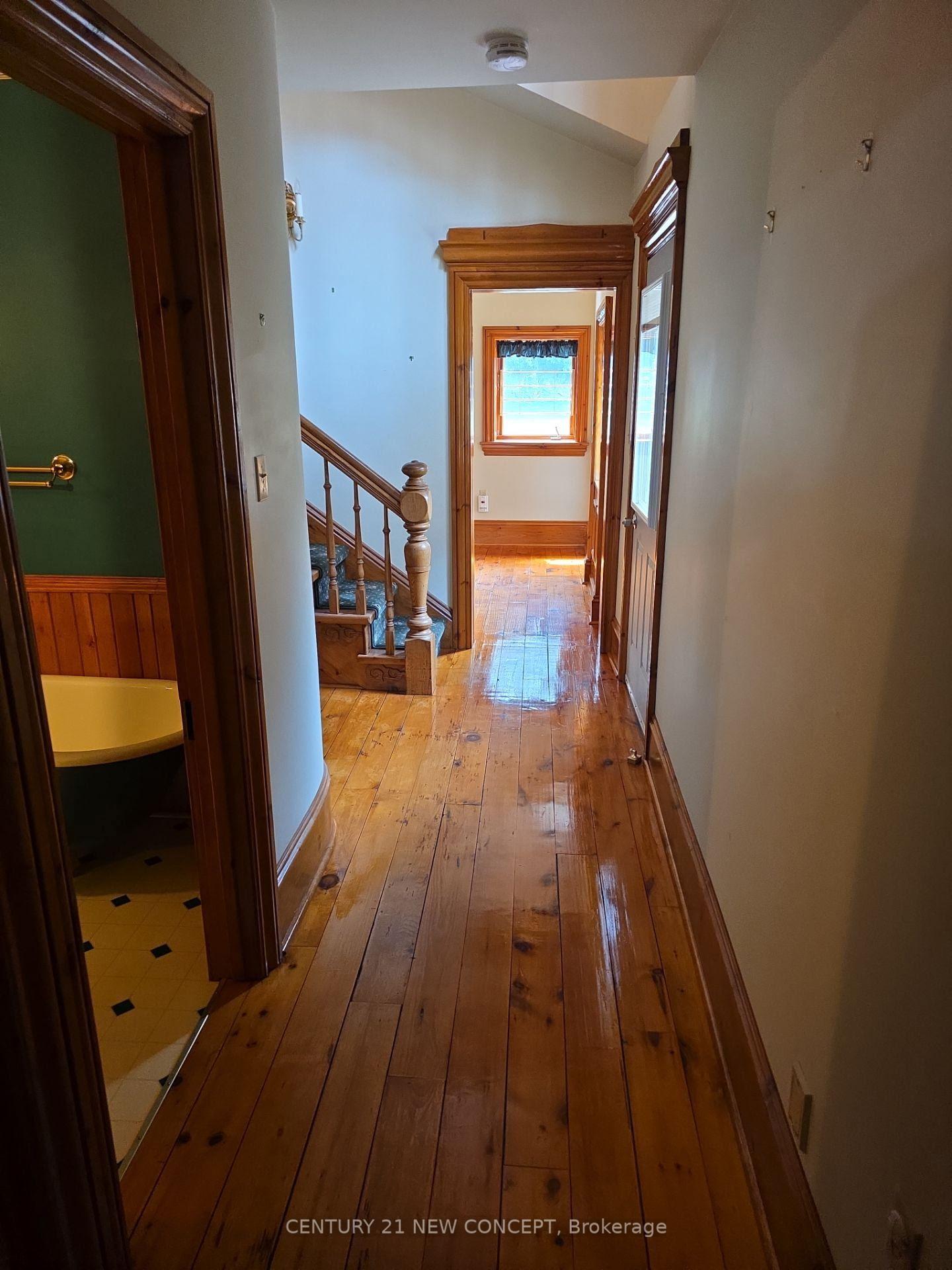Photo 25 of 123 Jackson Street W, Hamilton, Kirkendall — HOMEH